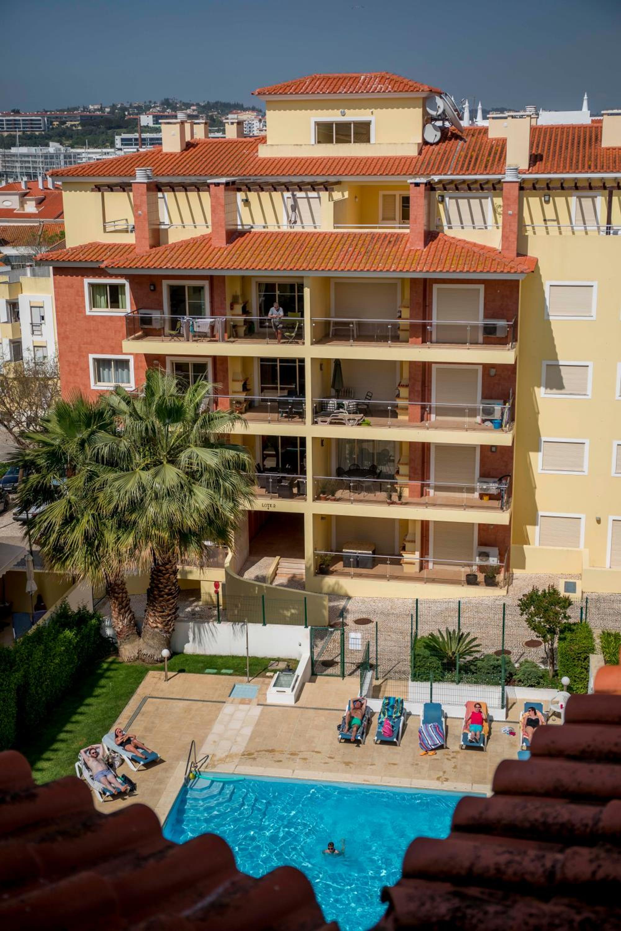Patio do Convento Apartments view 4