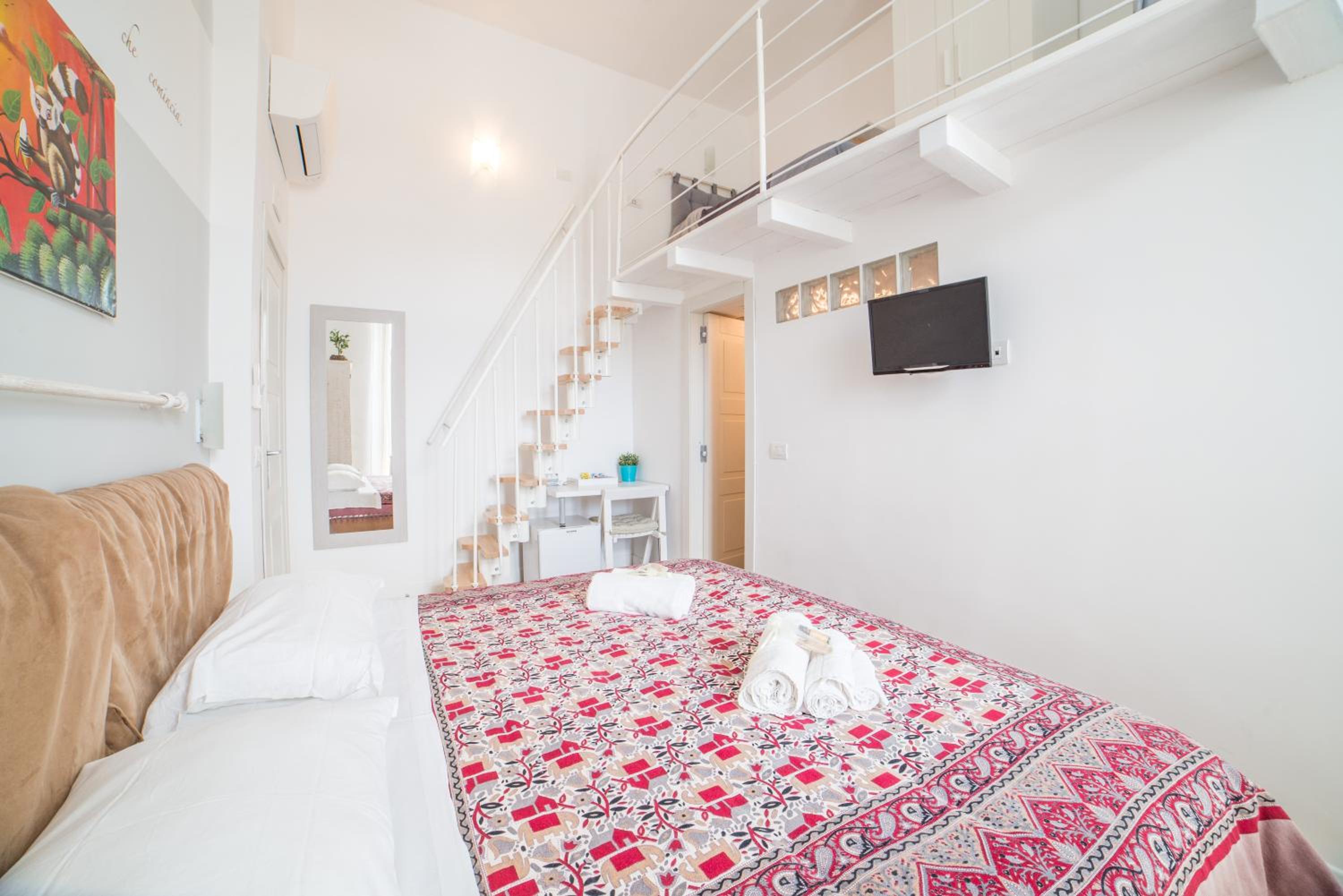 Bed in Naples