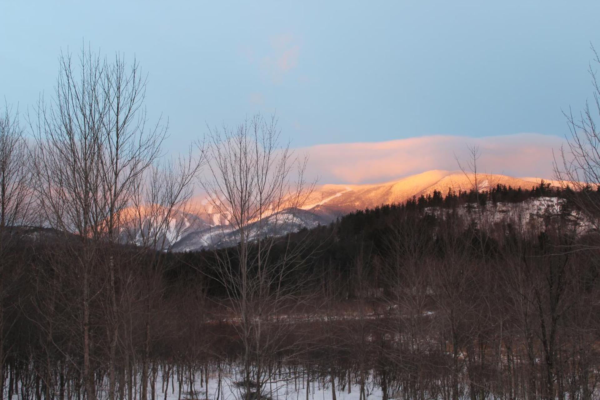 Esther Mountain Chalet view 4