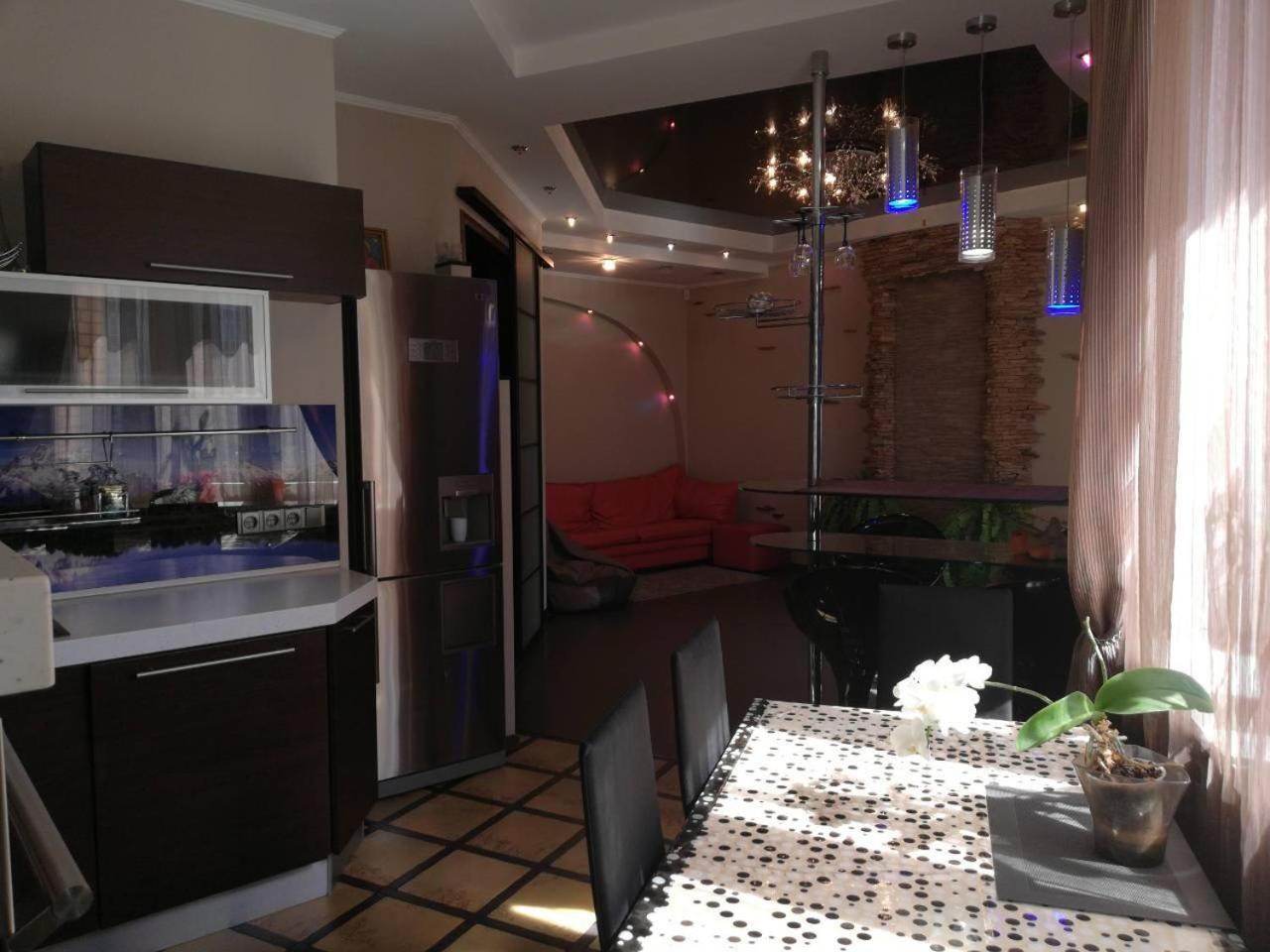 Apartment on Heroiv Stalinhradu
