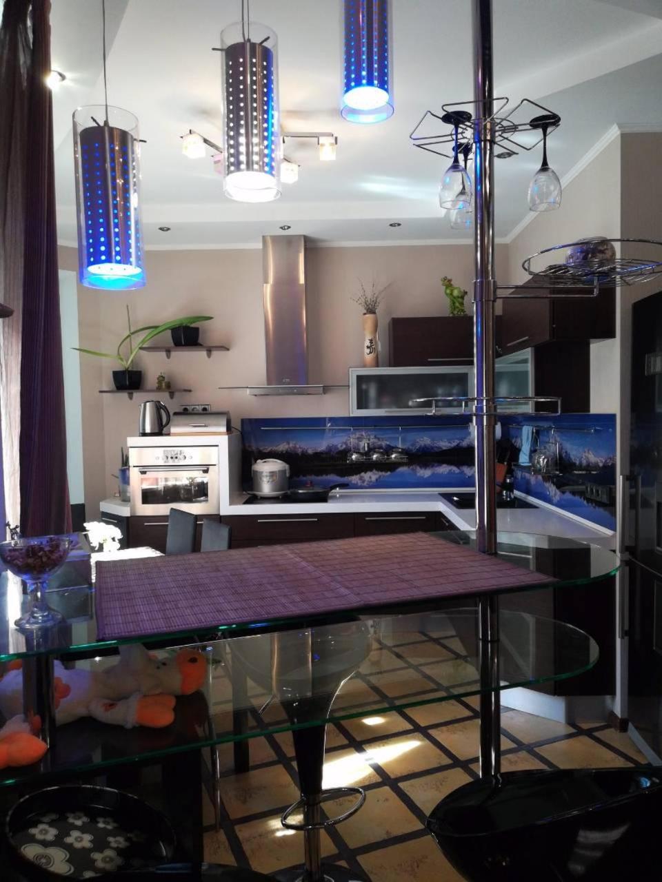 Apartment on Heroiv Stalinhradu