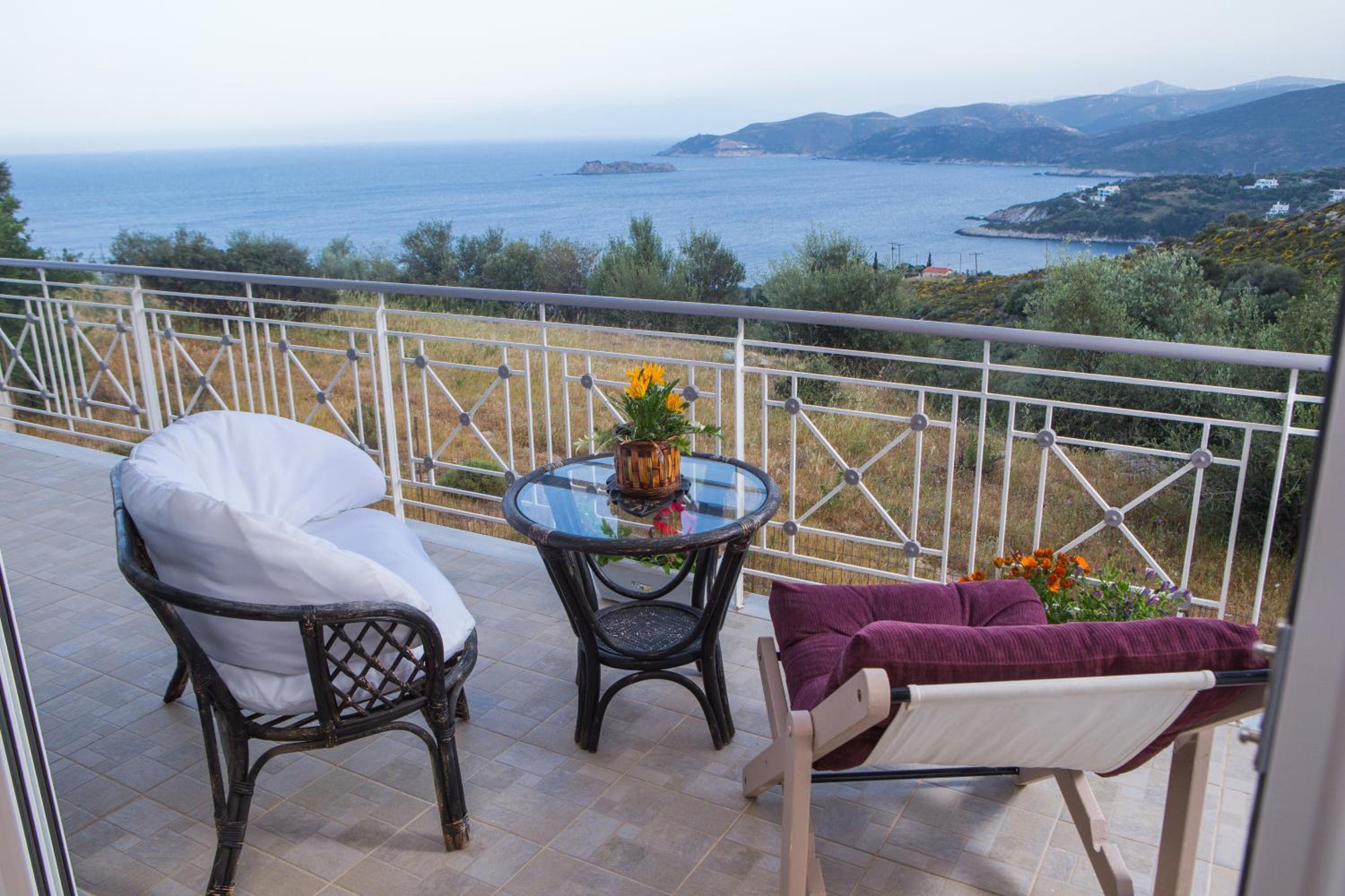 Argo Summer House view 3