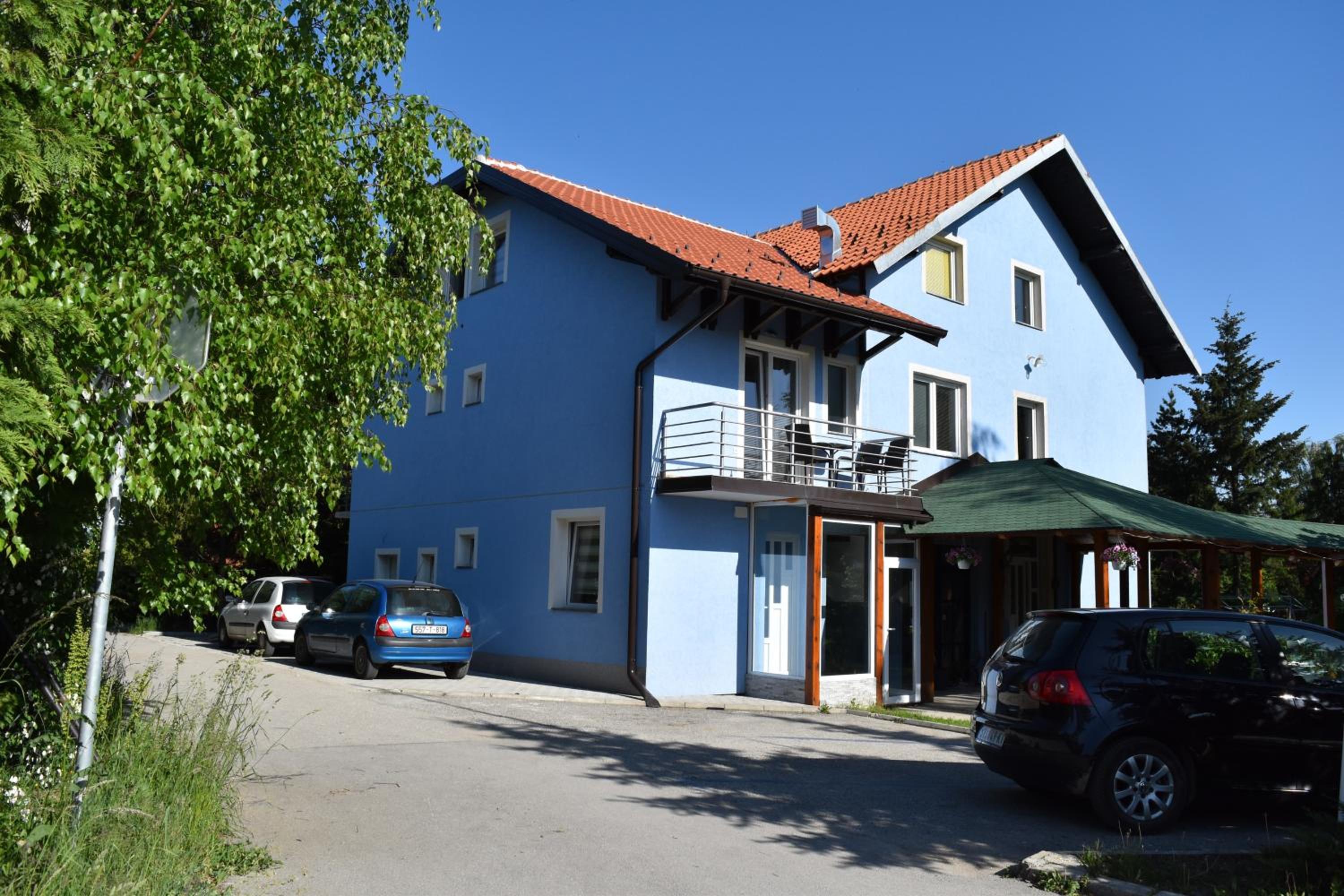 Photo 42