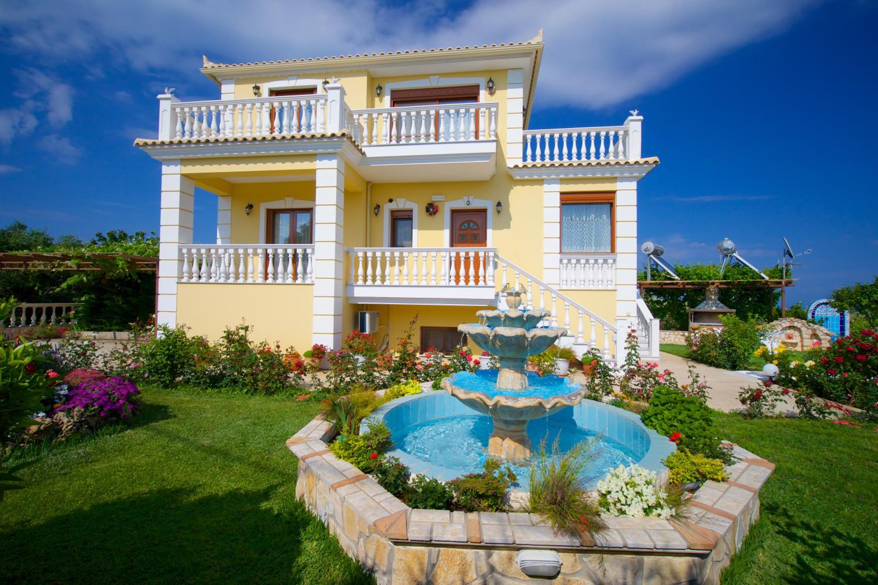Villa Alonia
