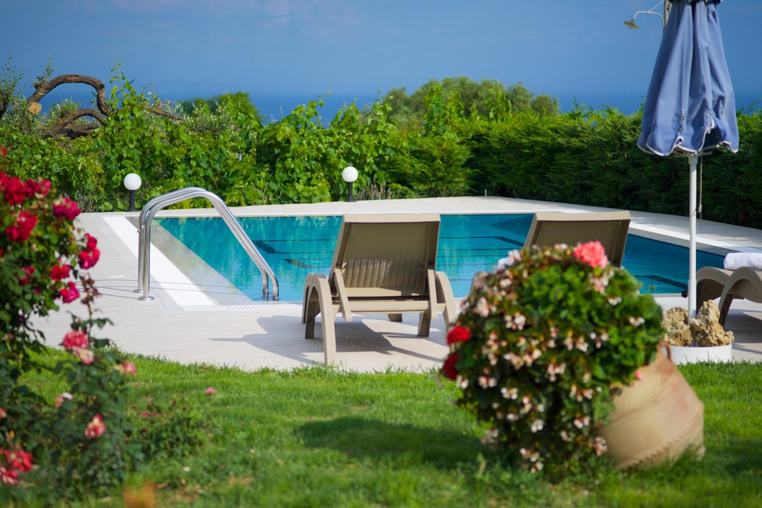 Villa Alonia