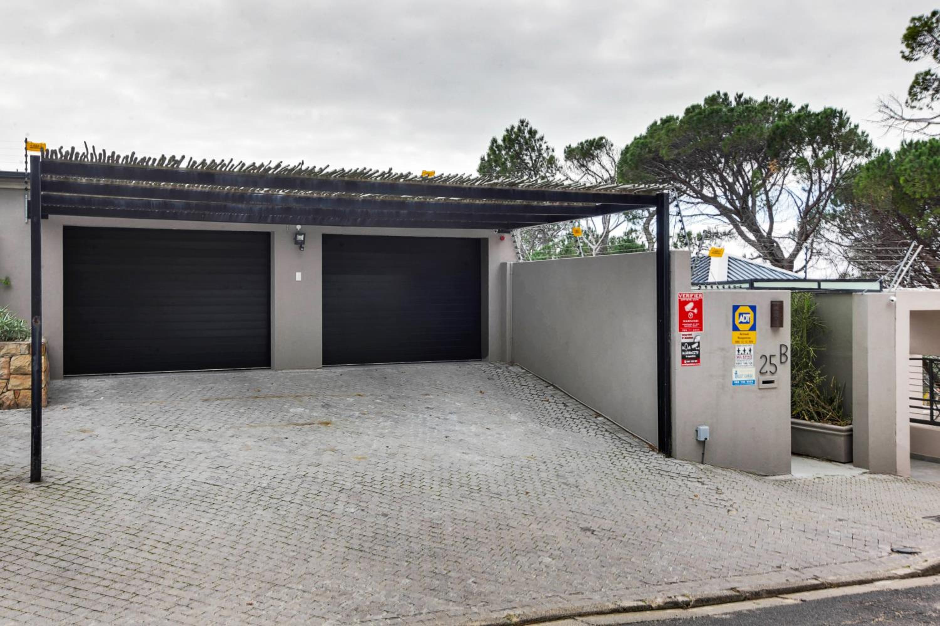 Solar-Powered Table Mountain Retreat
