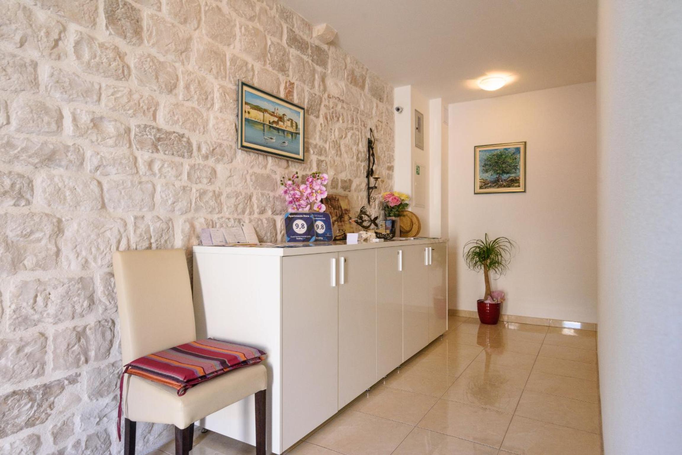 Apartamentos Dora - Aparcamiento gratuito — photo 3