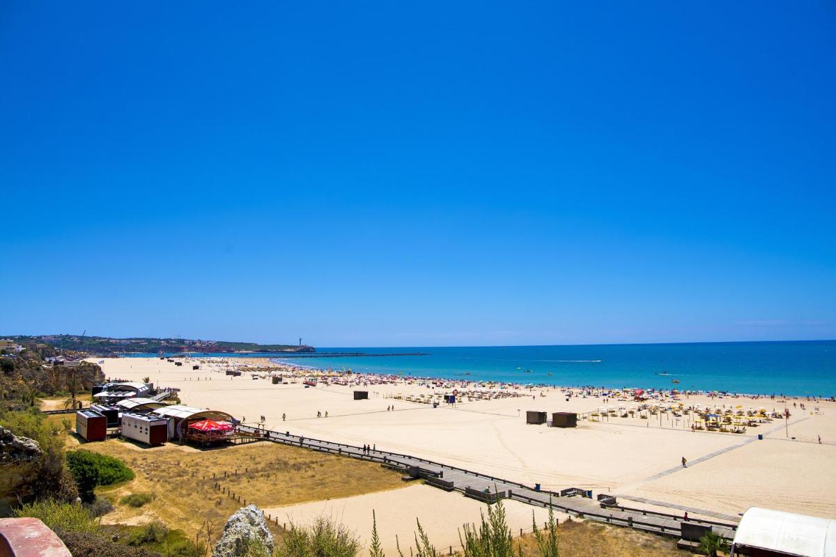 Photo 50