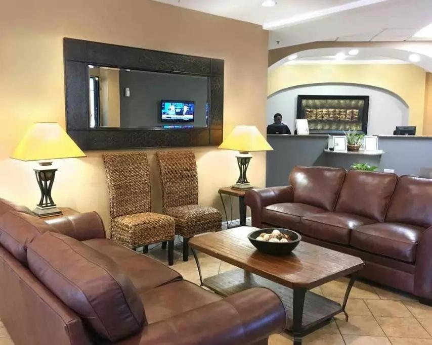 Enclave Apartments at International Drive