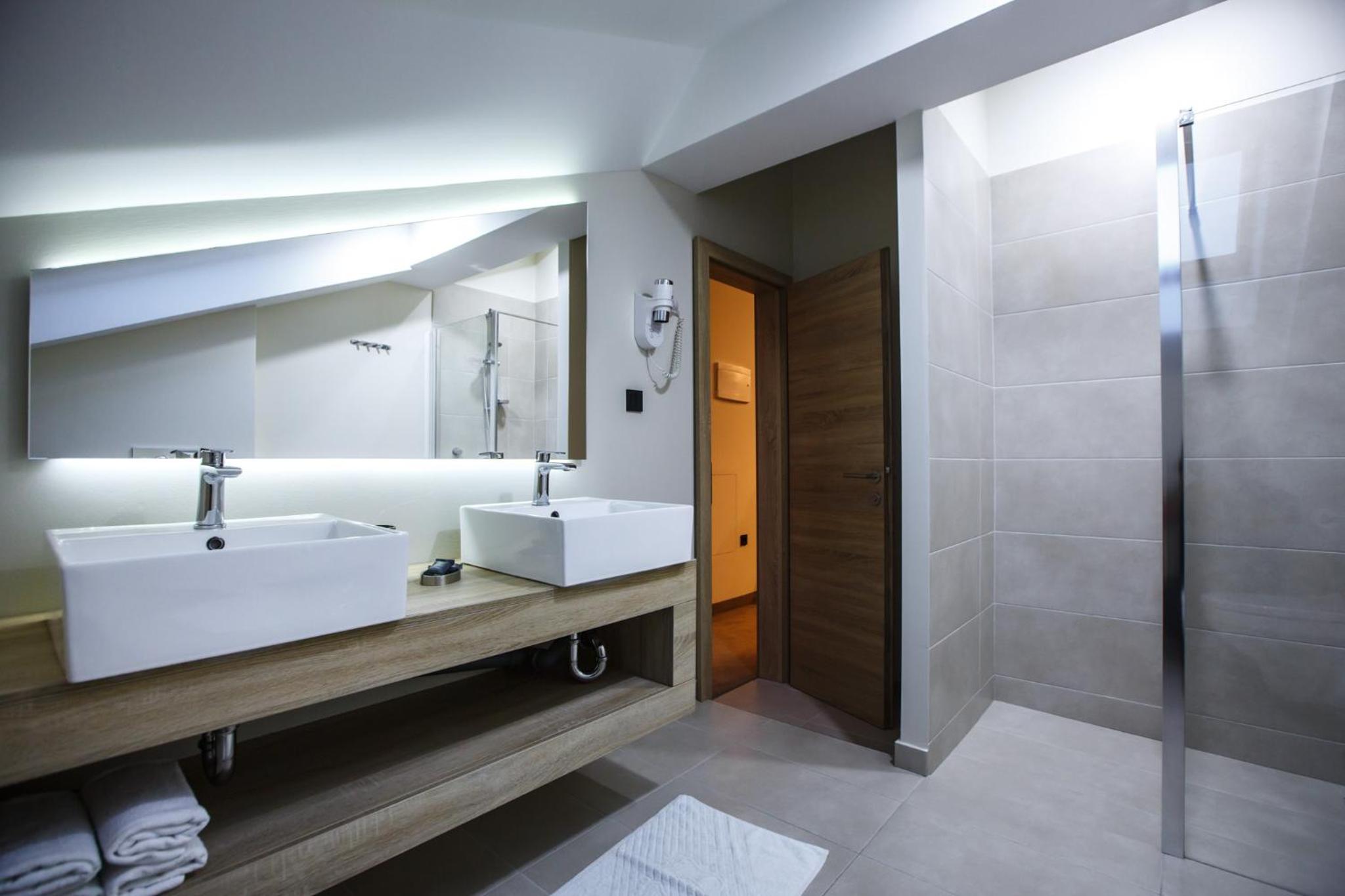 Luxury Suites Bellevue
