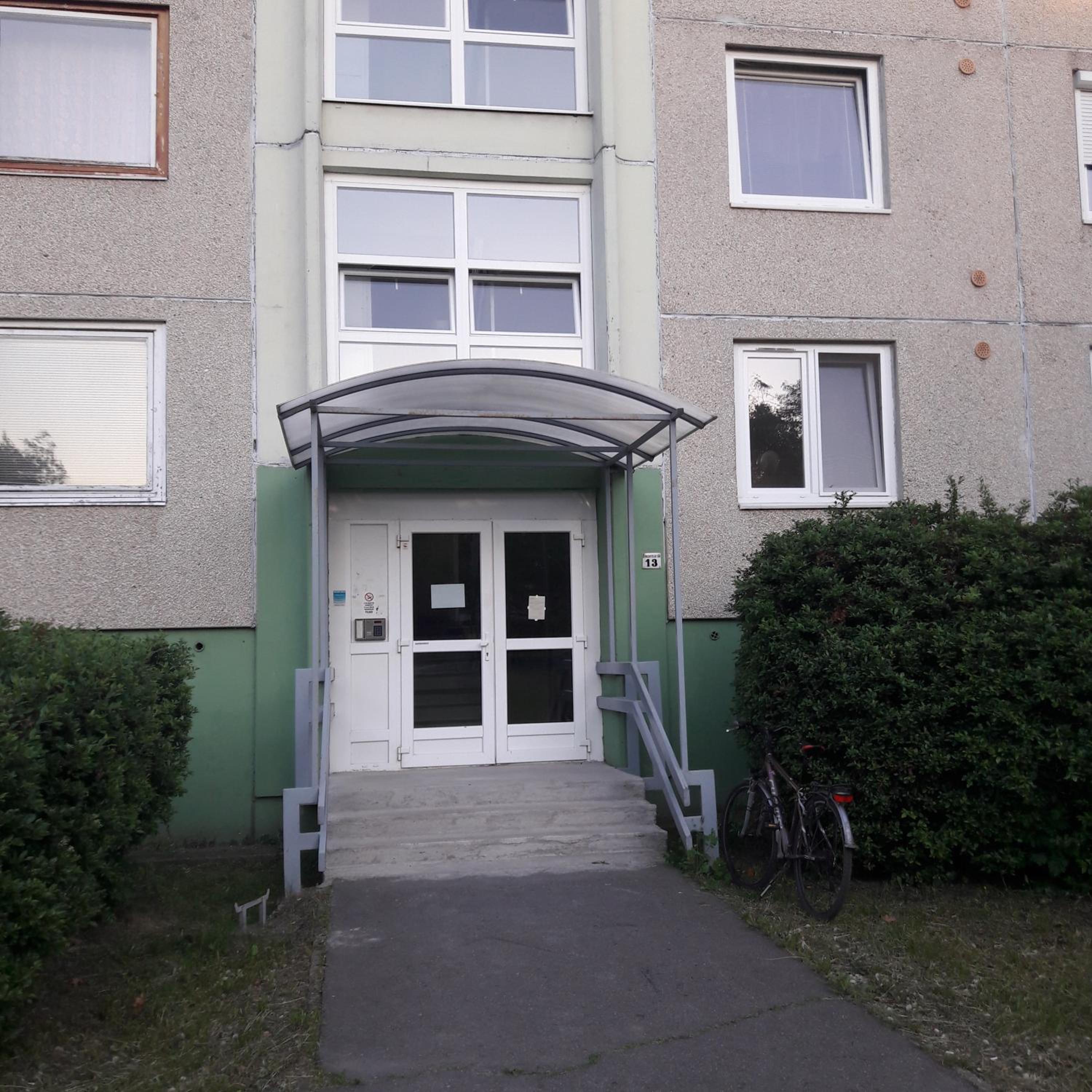 Photo 12
