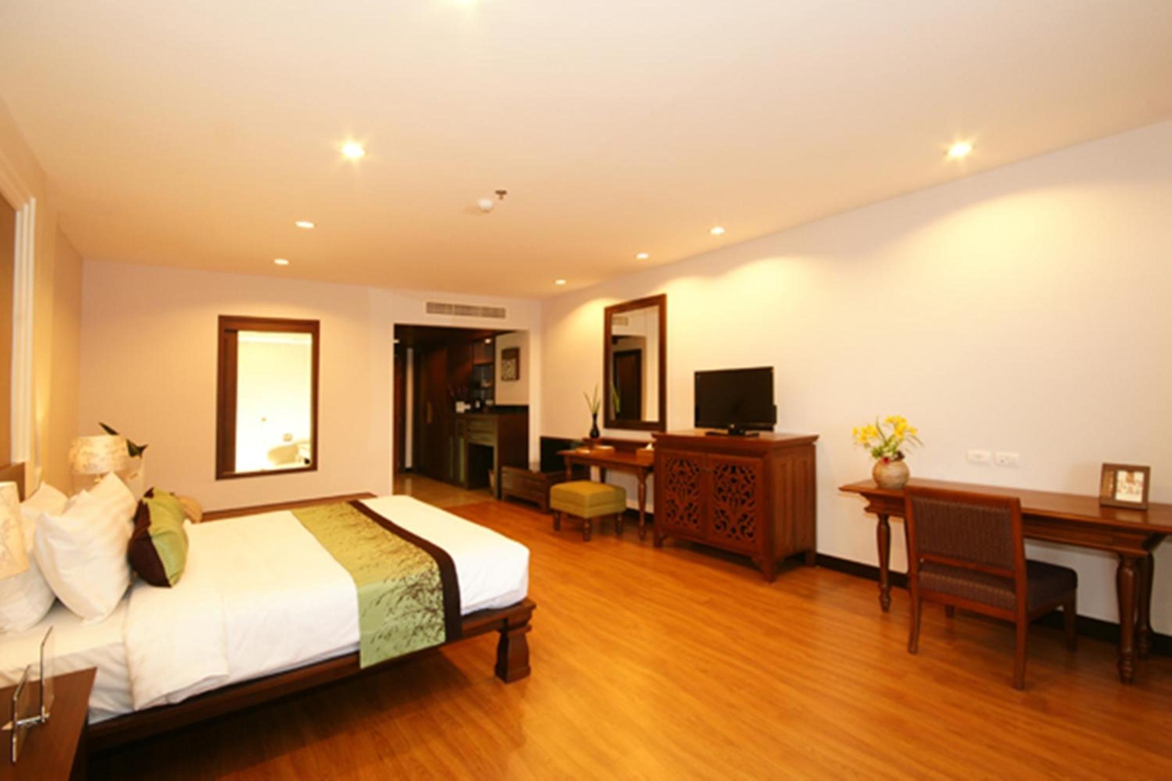 The Heritage Pattaya Beachfront Resort