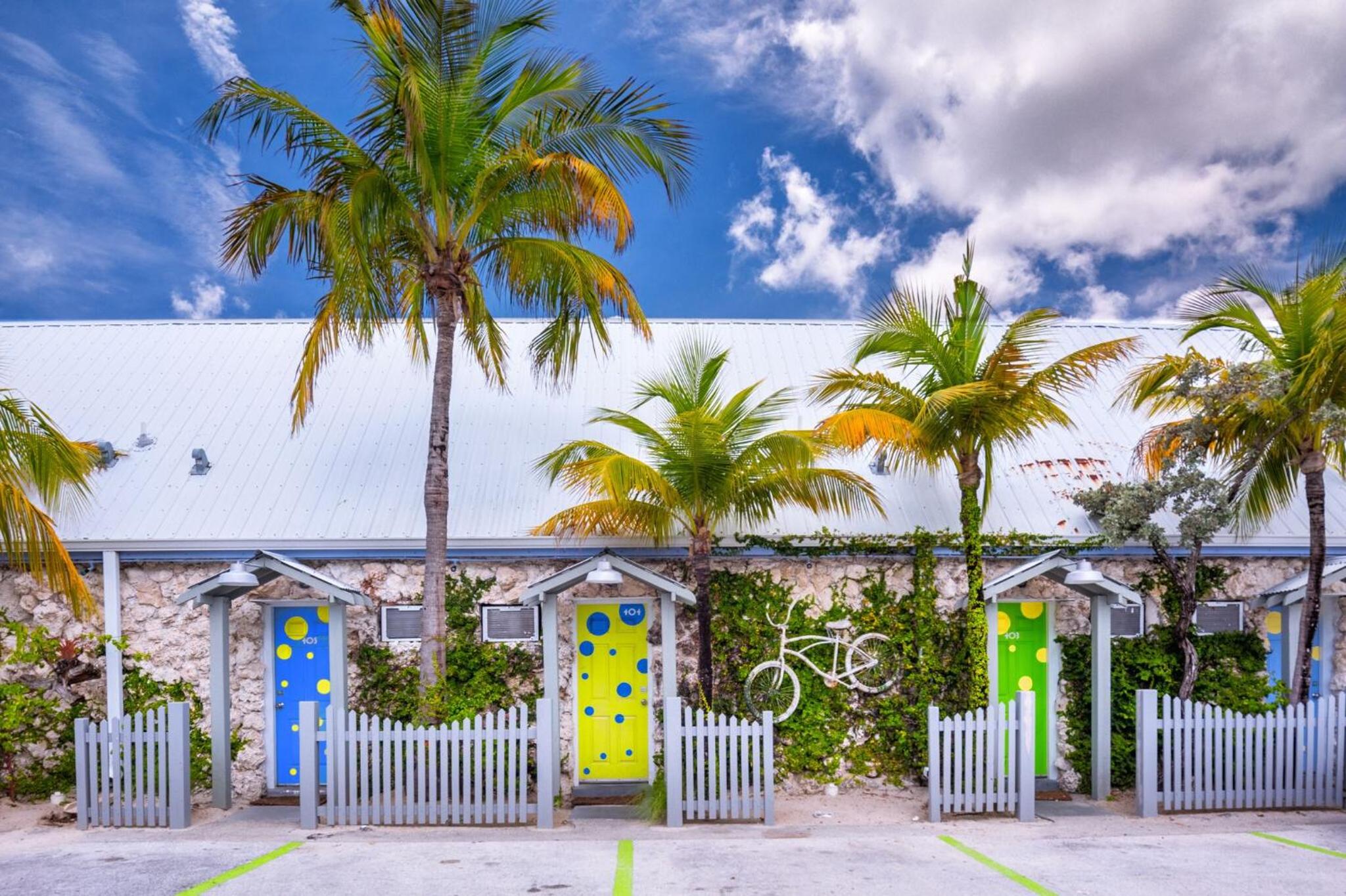 Hotel Ibis Bay Resort - Image 1