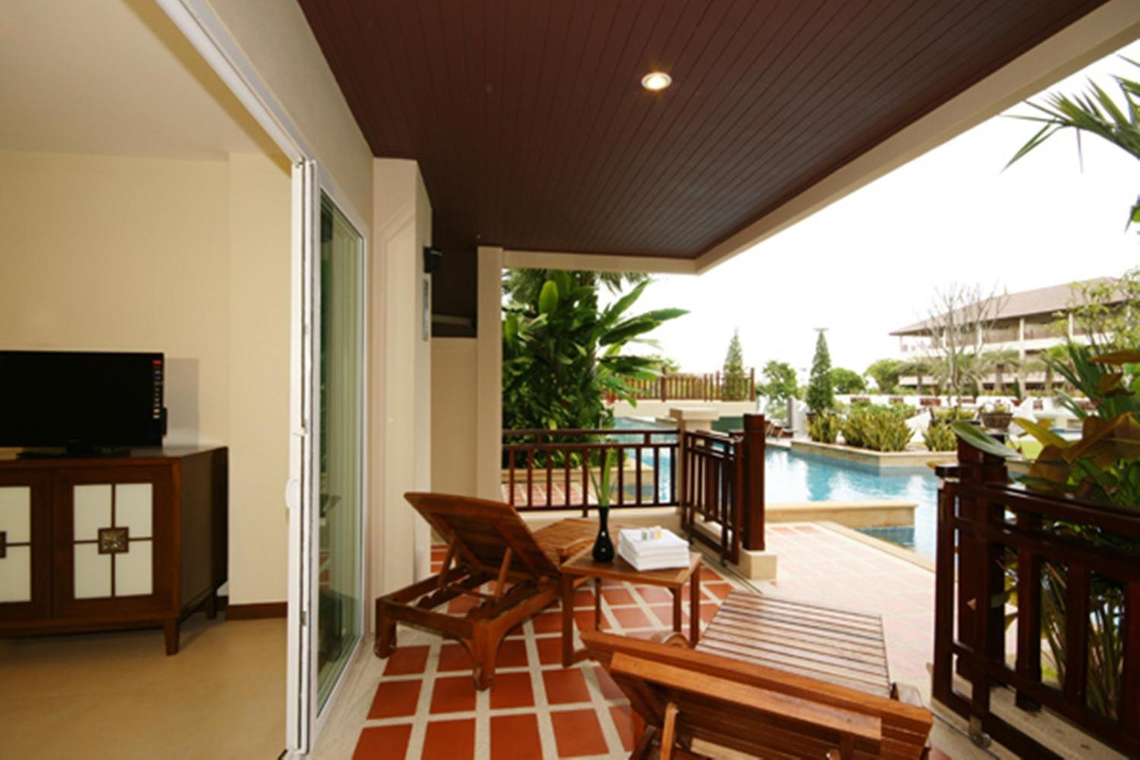 The Heritage Pattaya Beachfront Resort