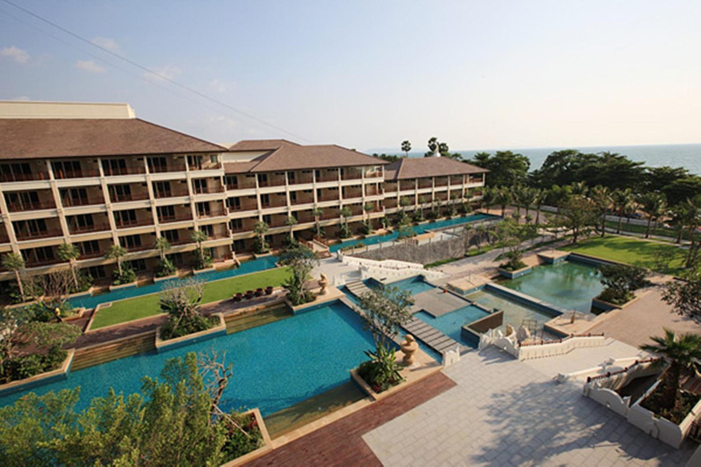 Hotel The Heritage Pattaya Beach Resort-SHA - Image 1