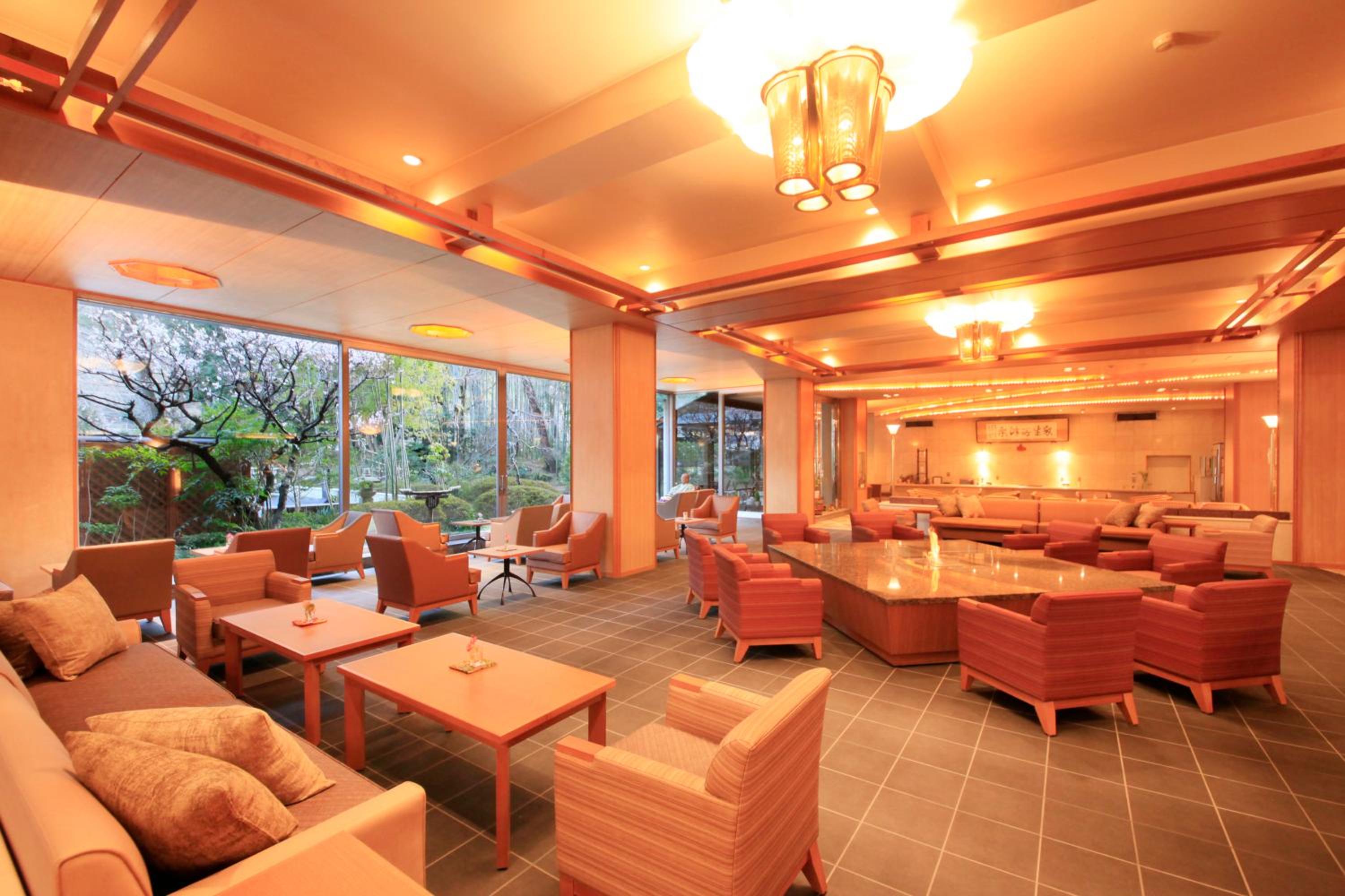 Shimobe Hotel