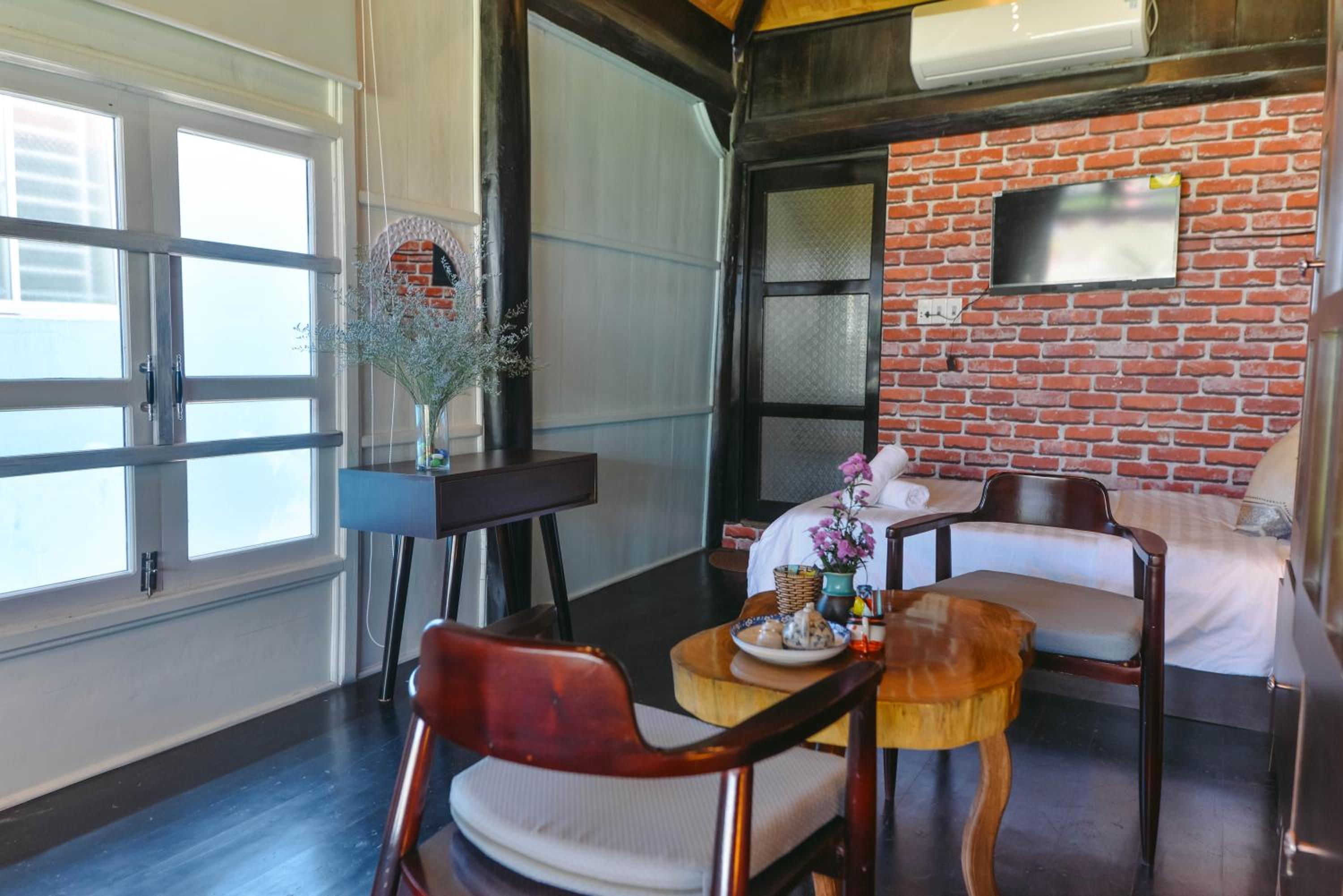 Photo 64