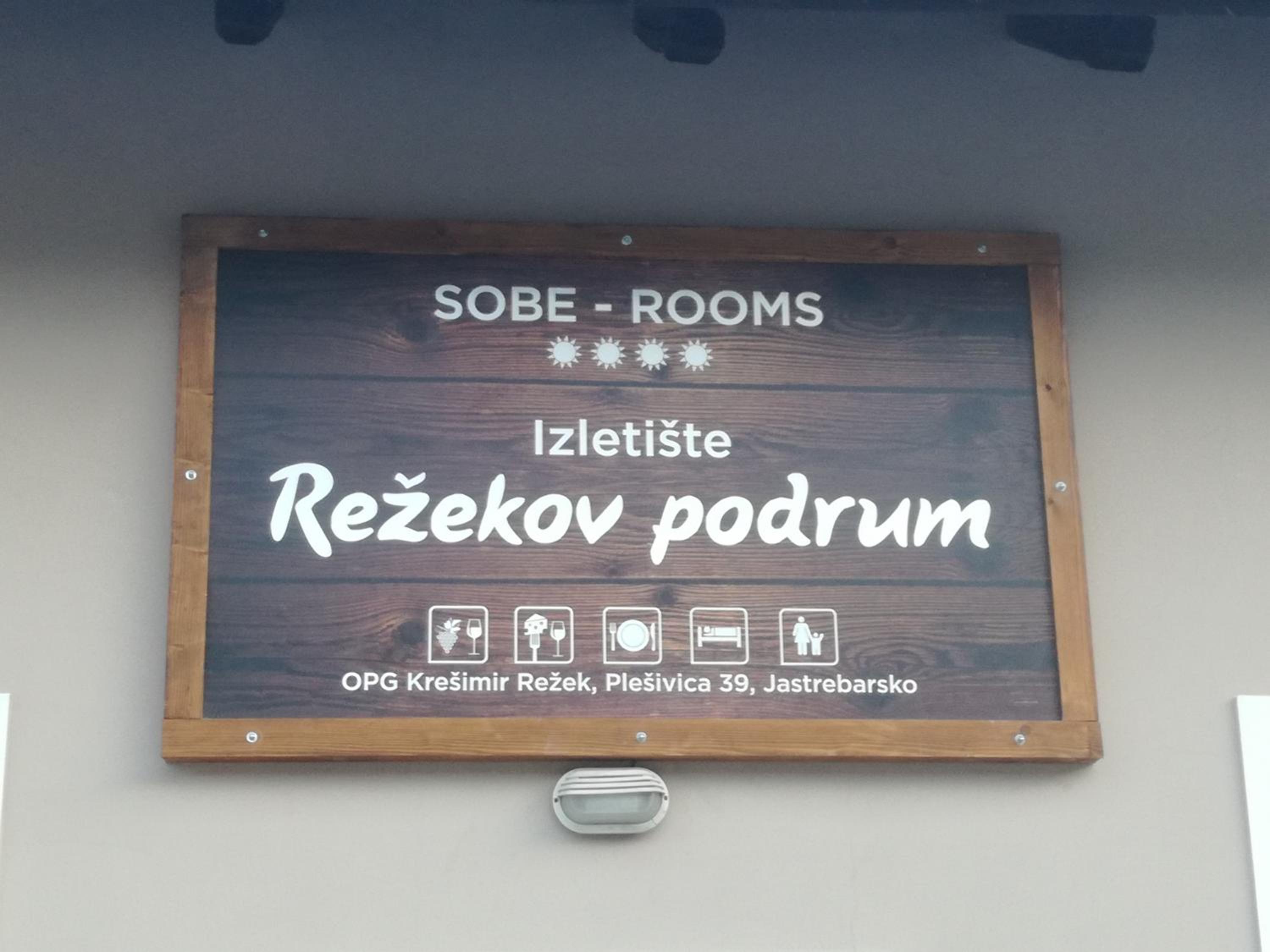 Guesthouse Režekov podrum view 5