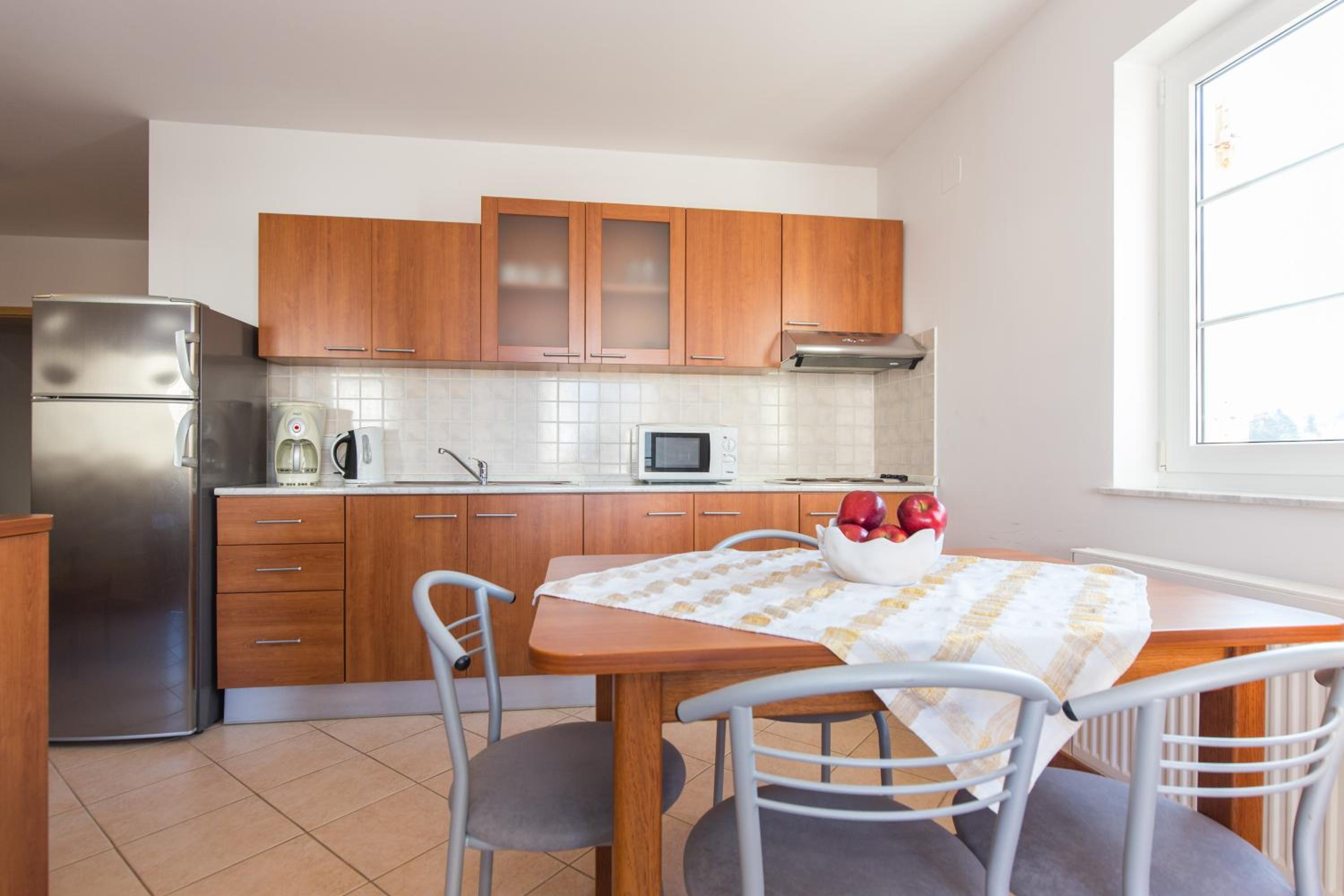 Apartments Isabela Punat by El-Pi Tours view 3