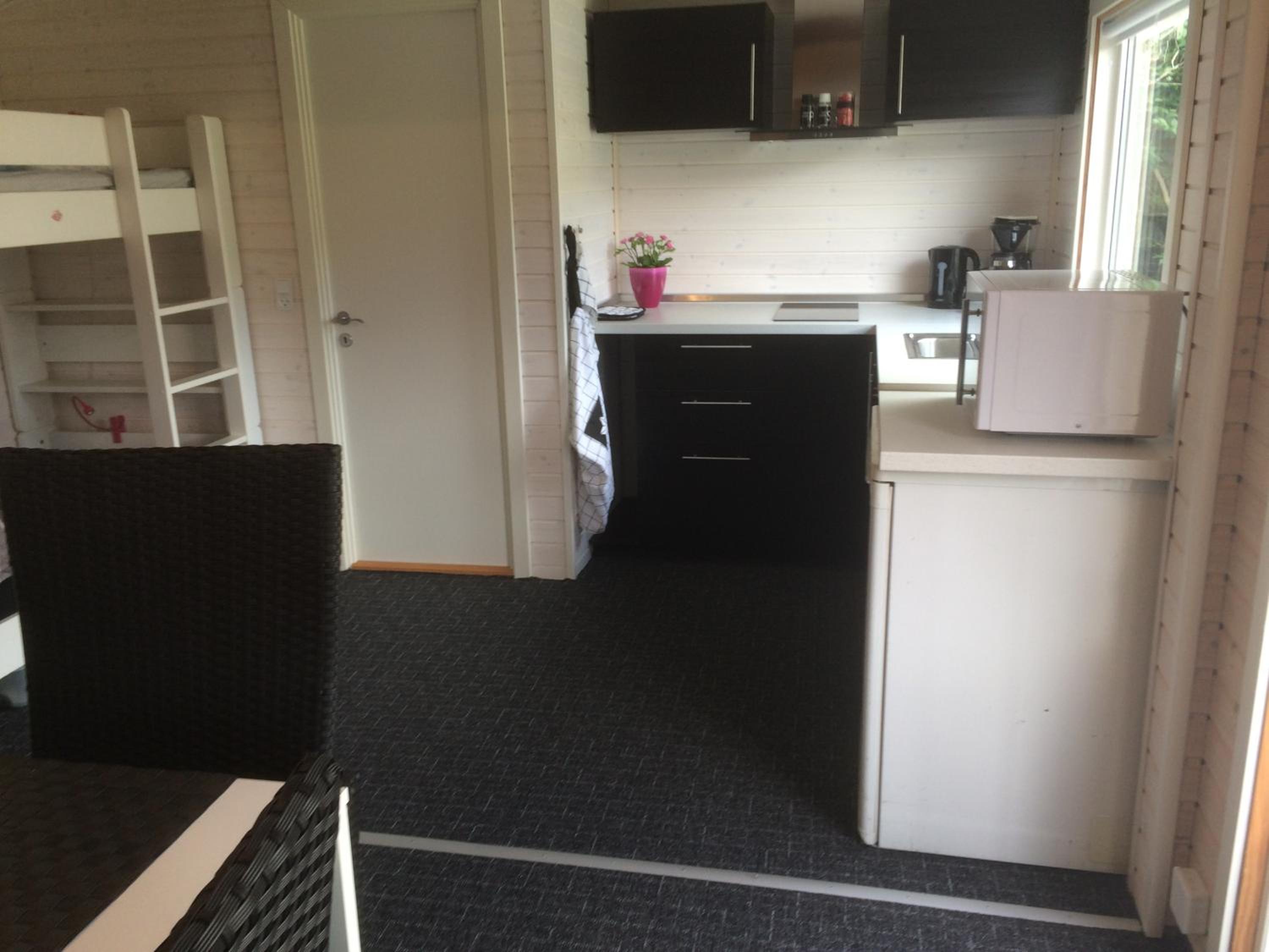 Photo 8
