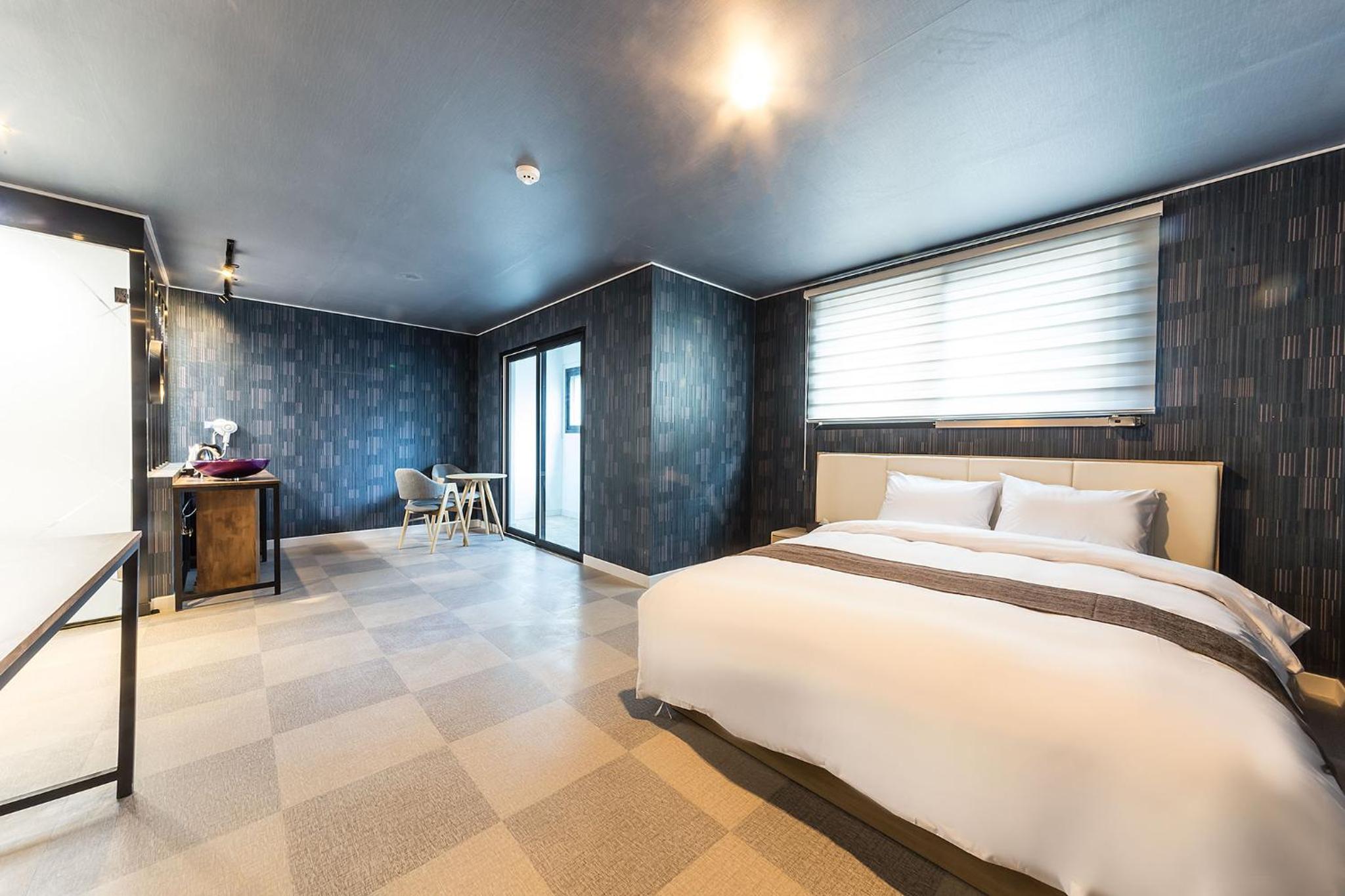 Restia Hotel Suwon Station