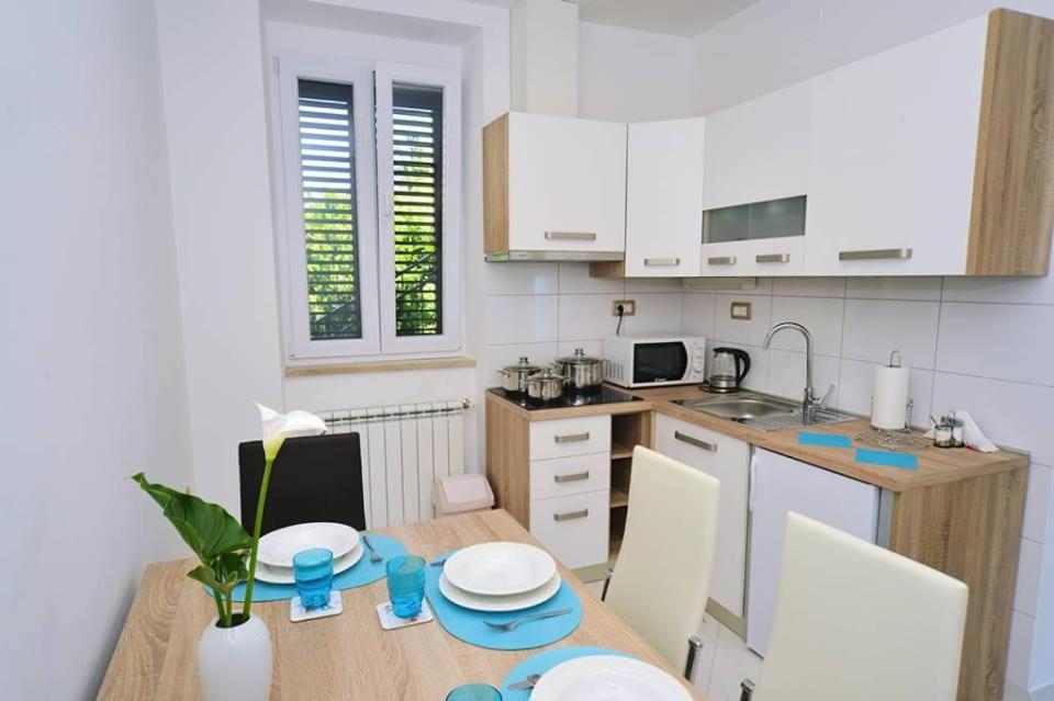 Apartments Garden Residence view 3