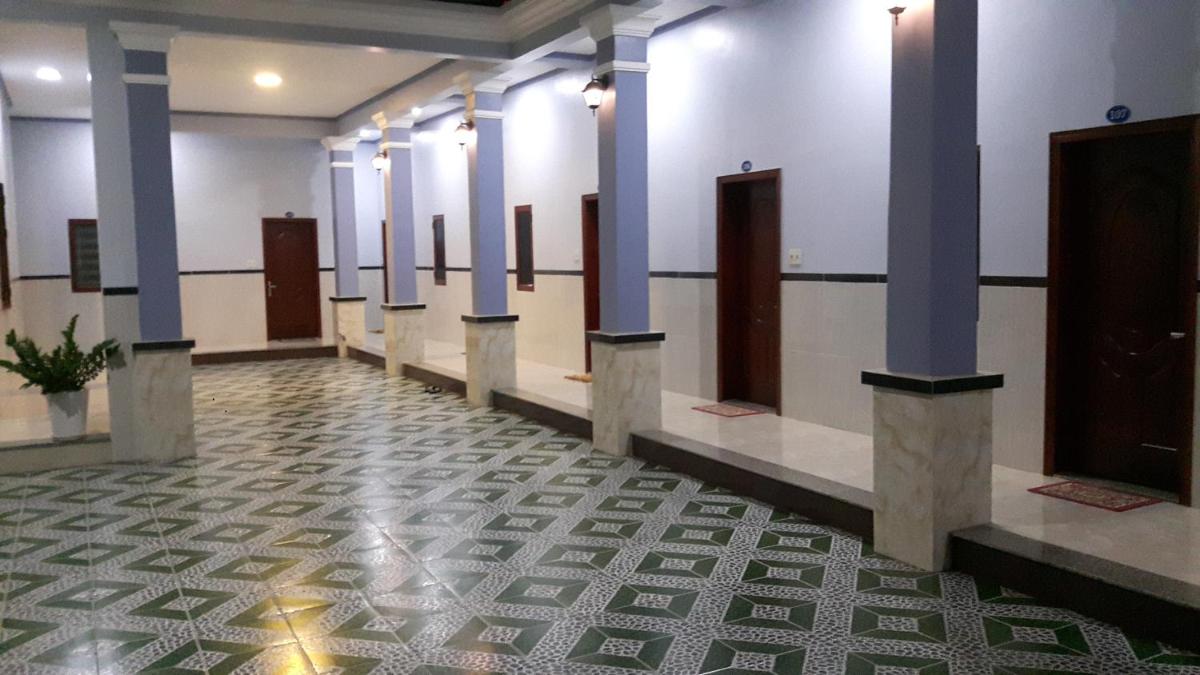 hotel reception