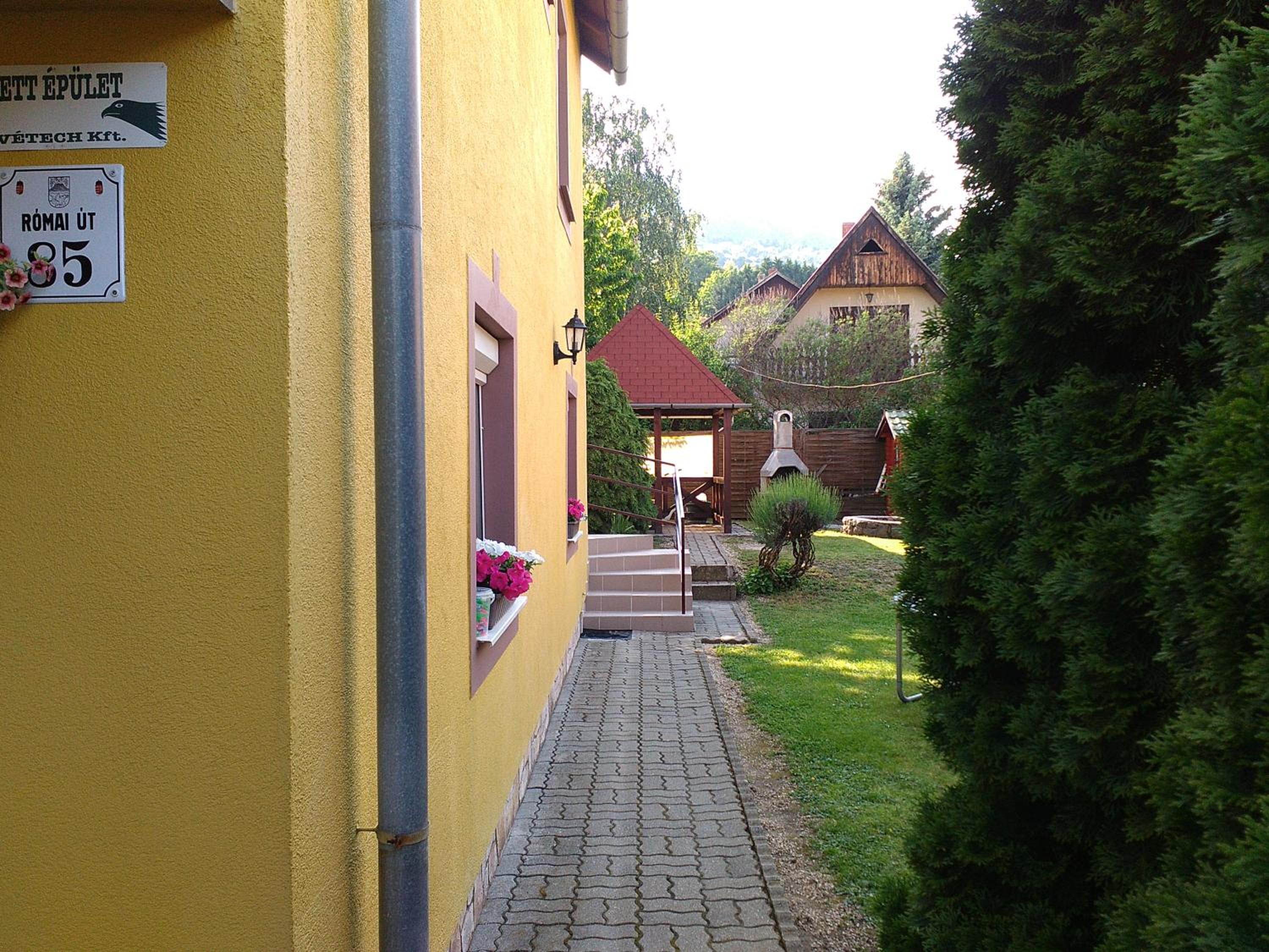 Photo 23