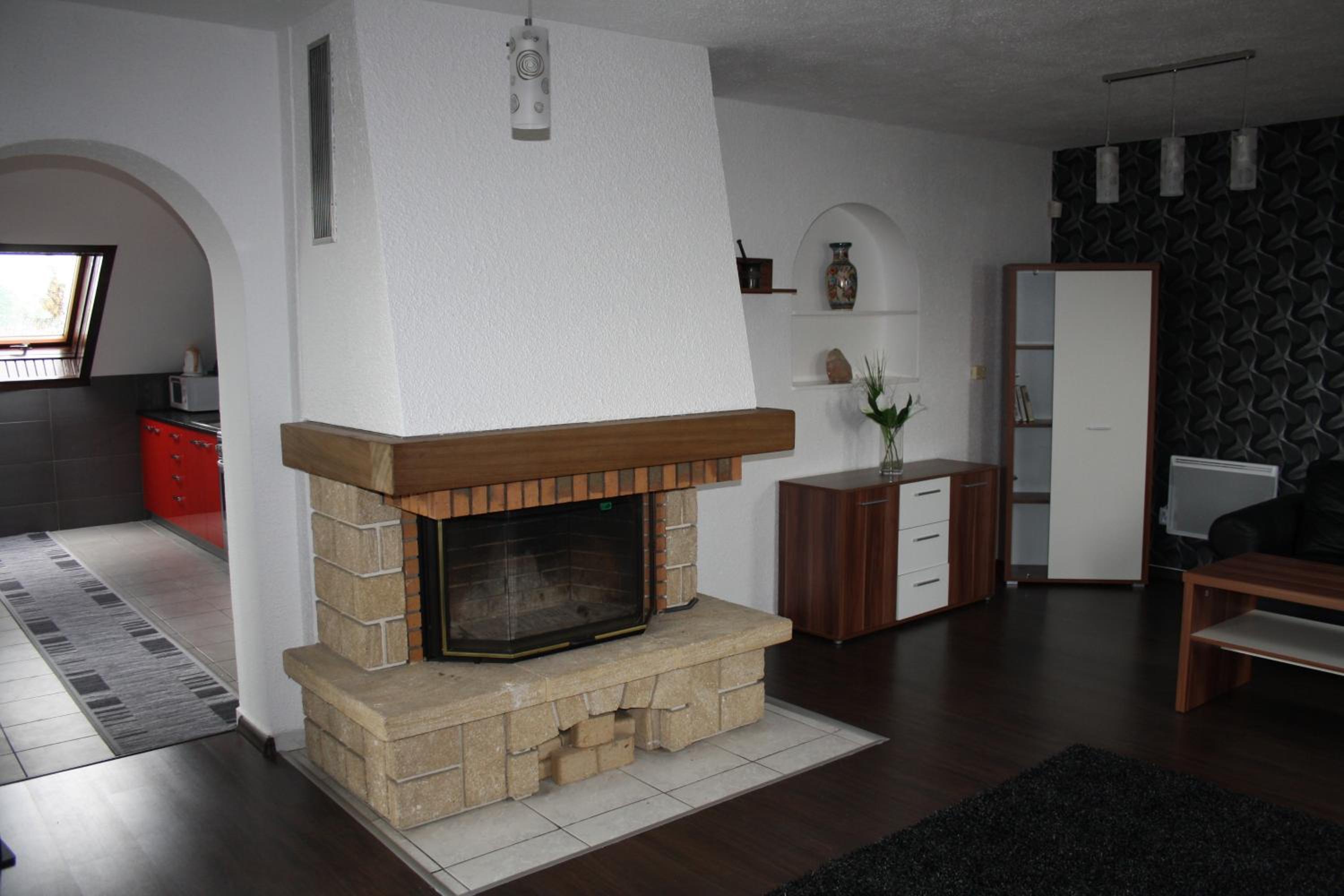 Photo 51