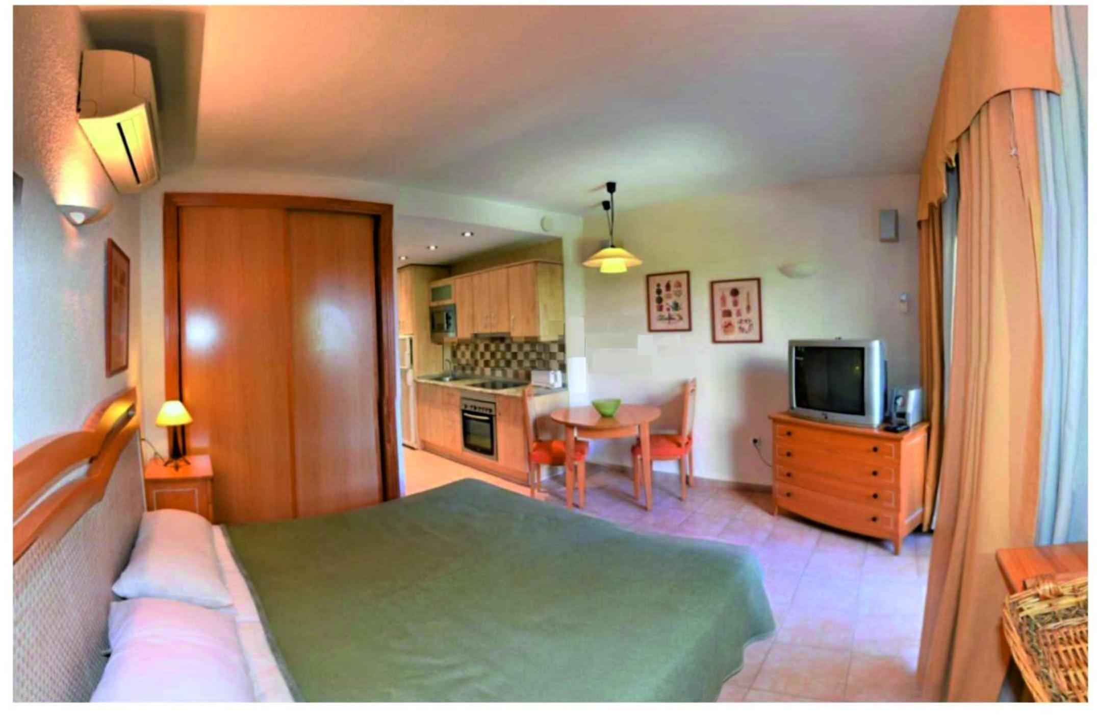 Benalbeach Costa view 4