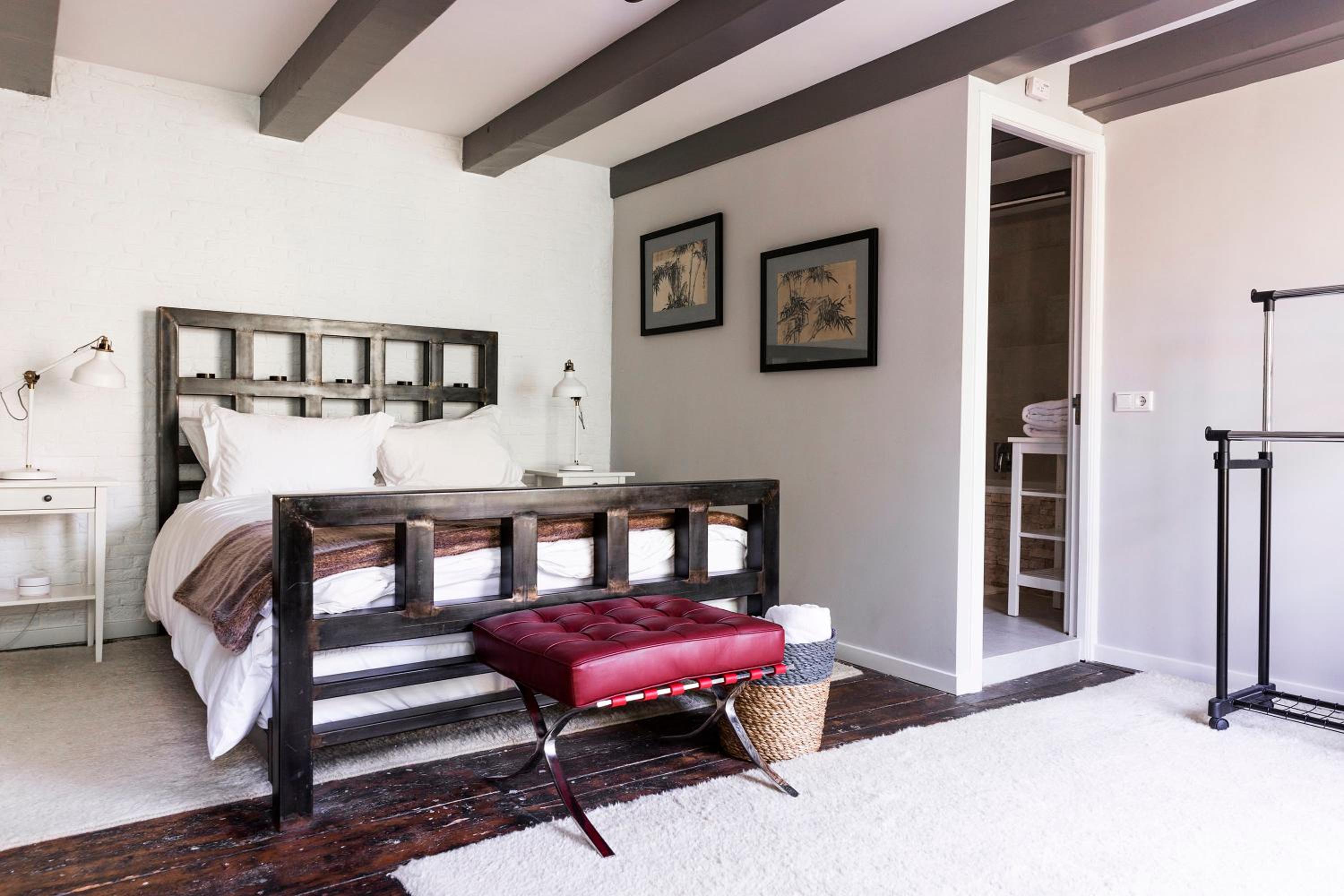 Former Rembrandt workshop two bedroom B&B