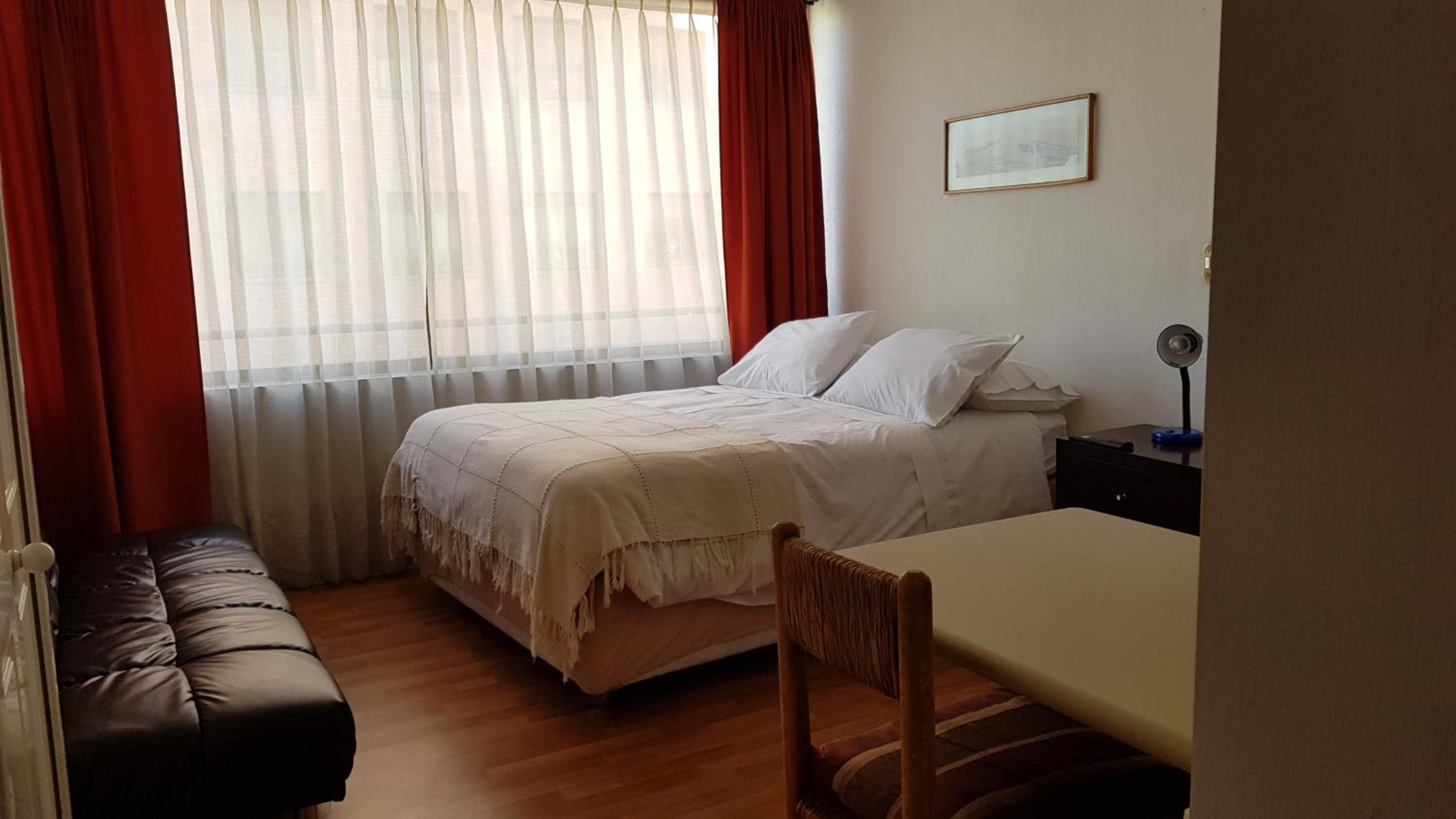 Encomenderos Apart Hotel