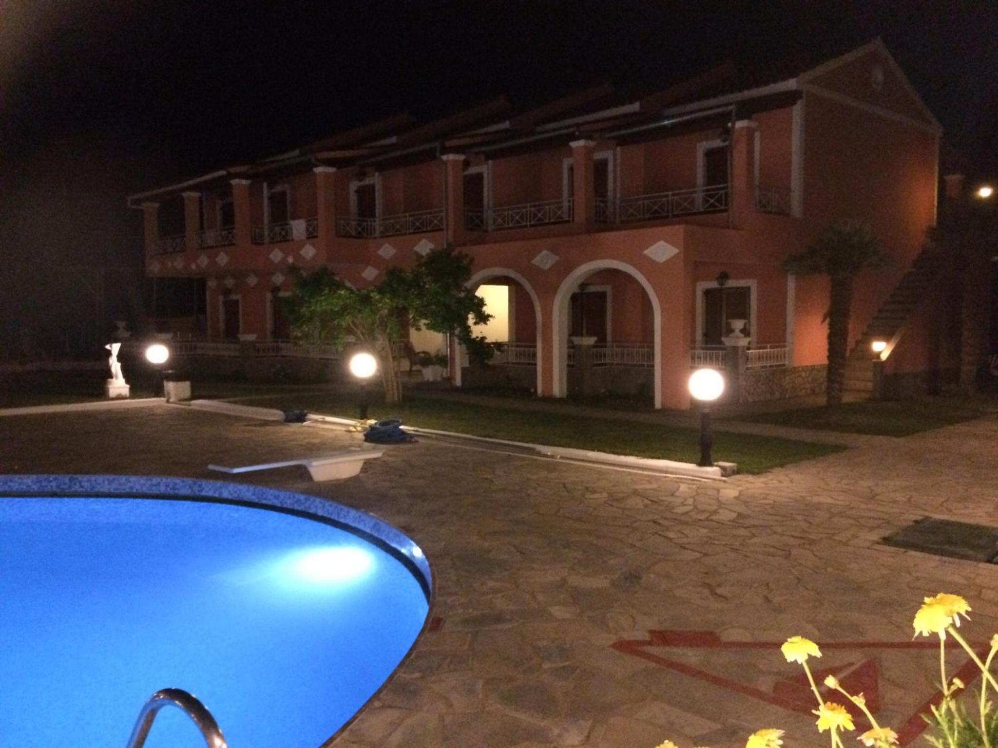 Photo 28