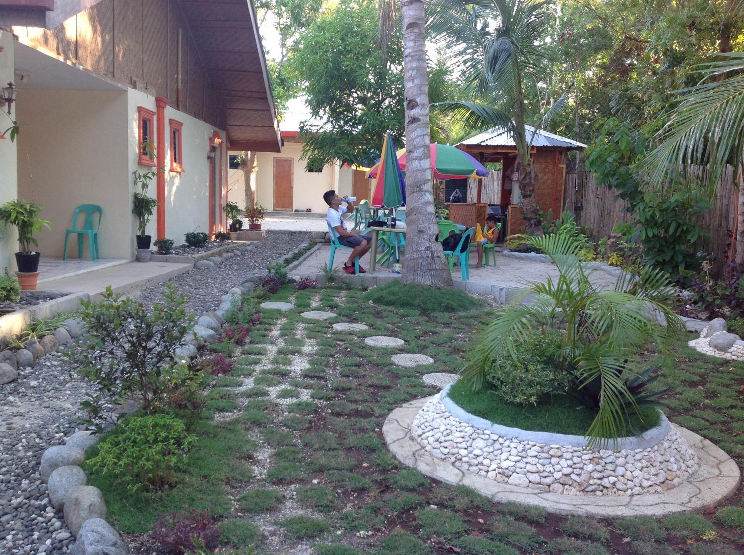 Photo 6