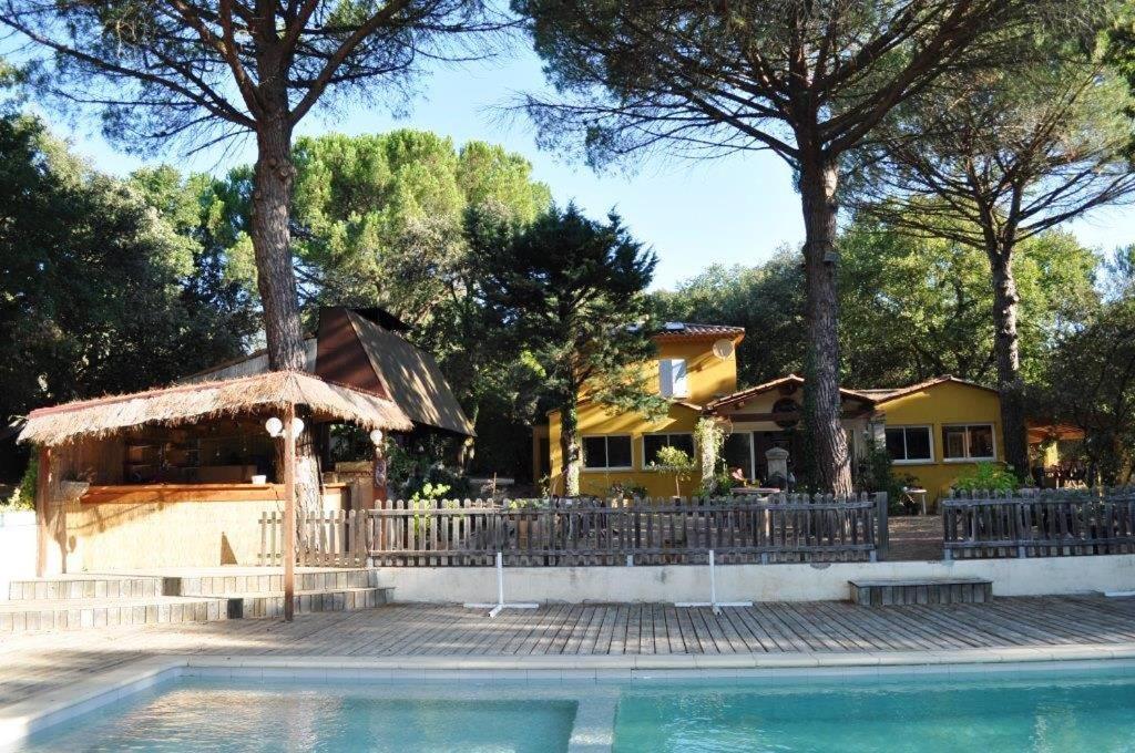 Le Mazet des Cigales view 5