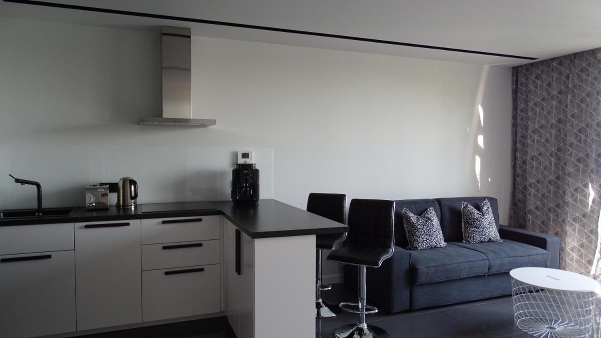 Black Line Apartment view 5