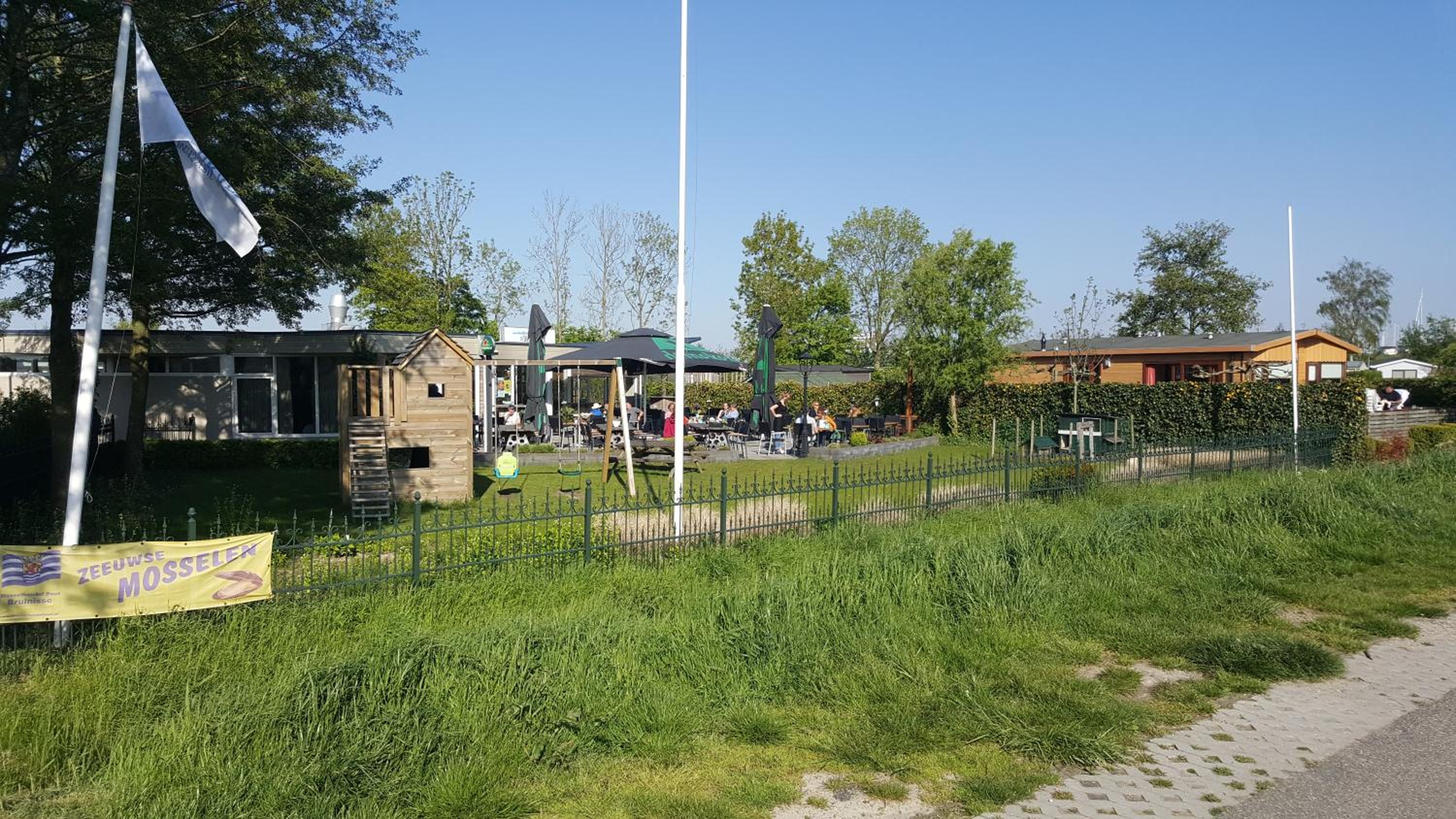 Photo 32