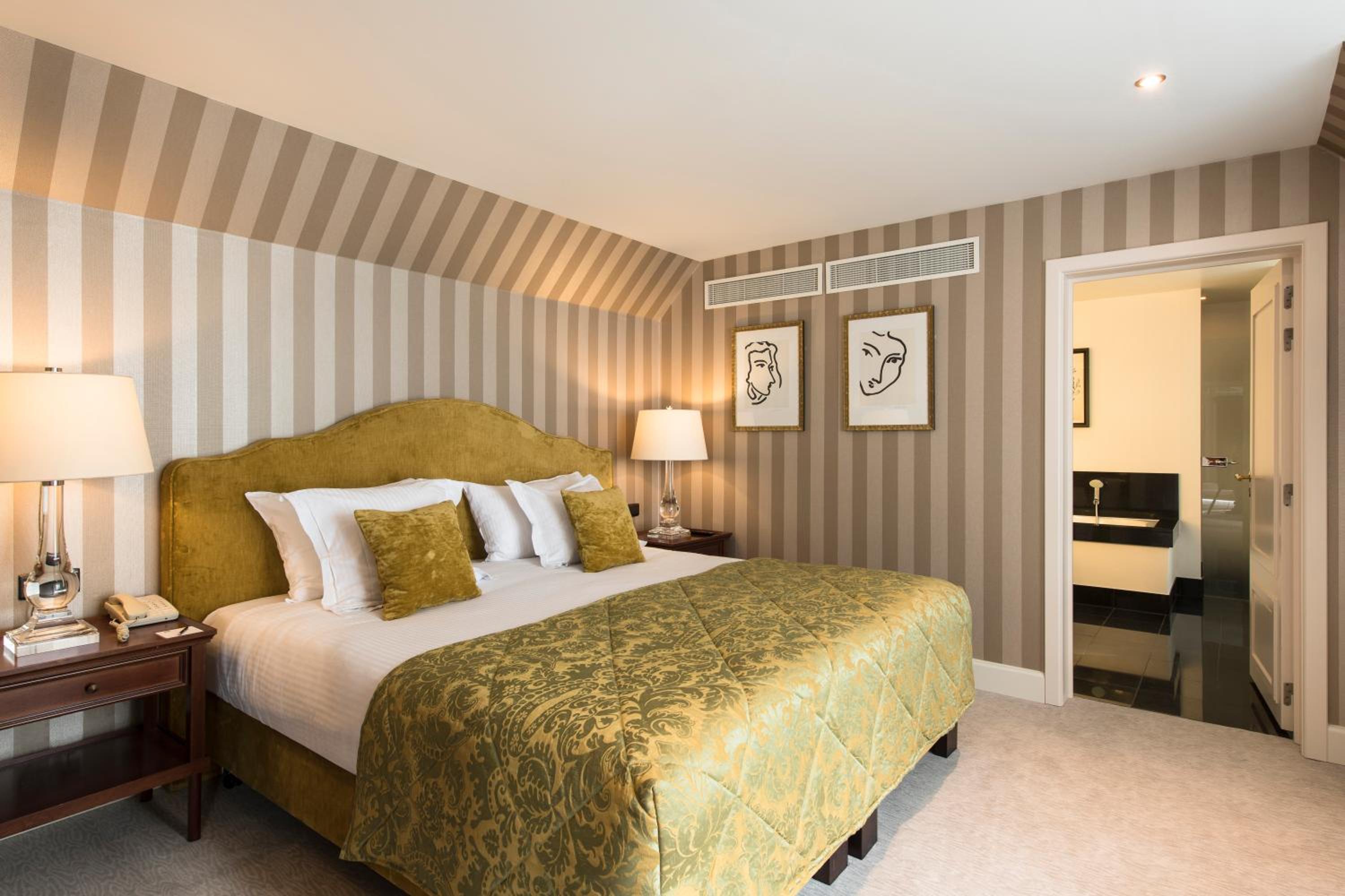 Bruges Vacations - Dukes' Palace Brugge - by Dukes' Hotel Collection - Property Image 75