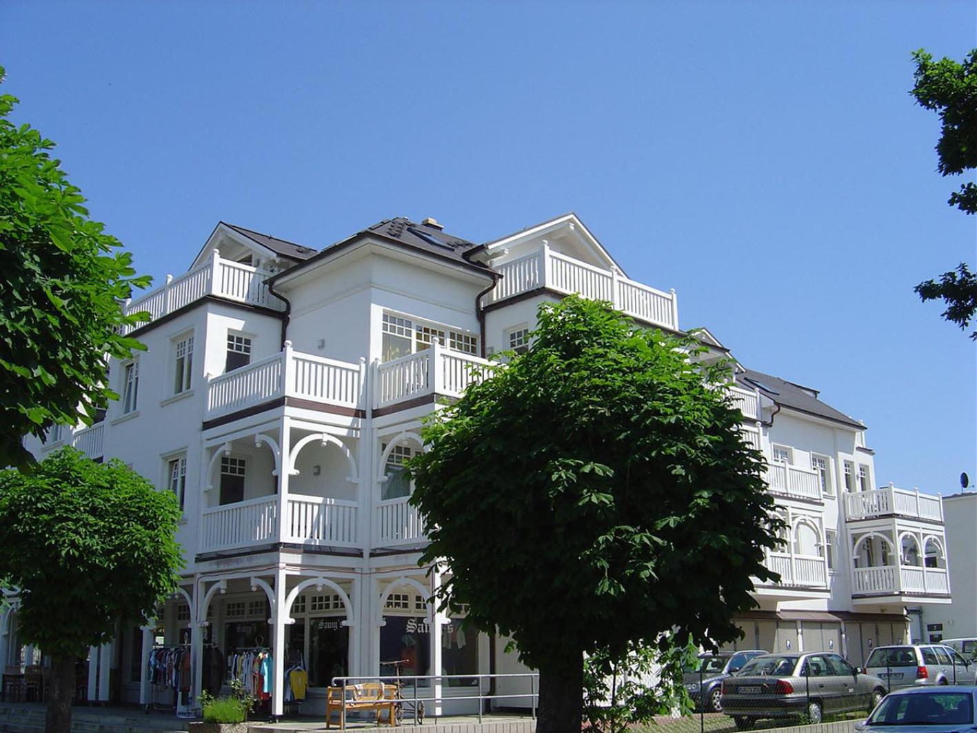 Villa Laetitia by Rujana