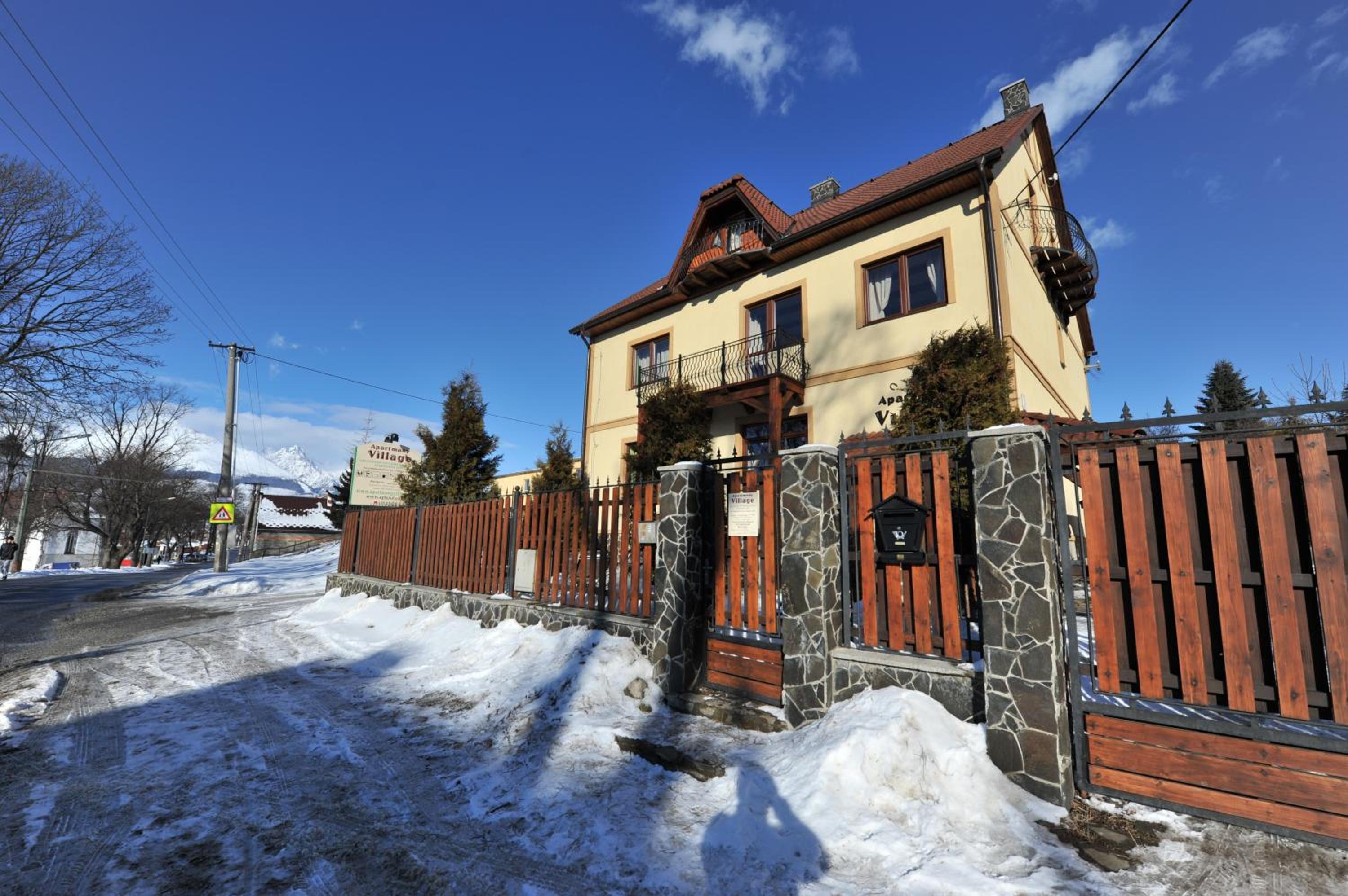 Apartmány Village