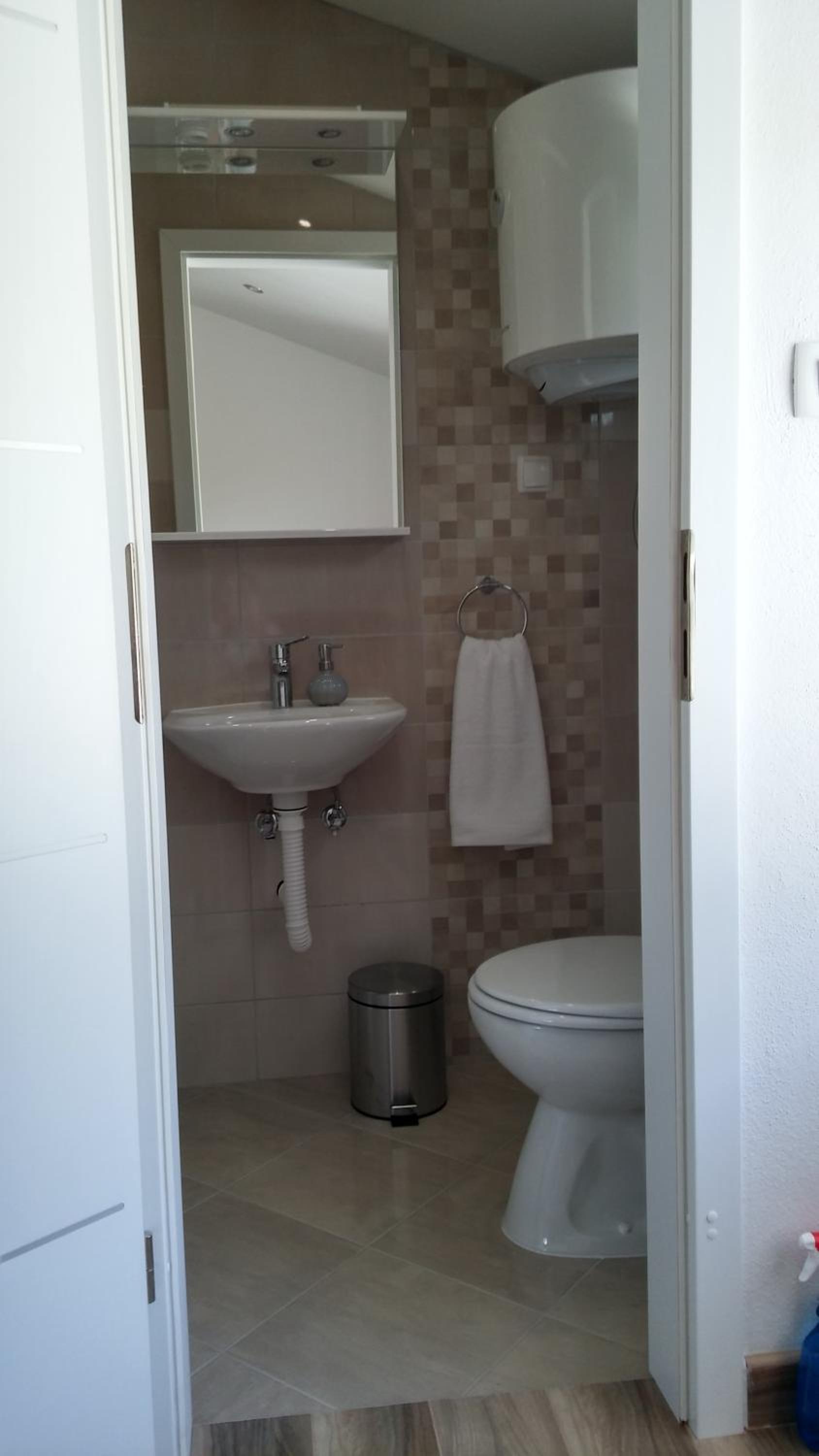 Photo 11