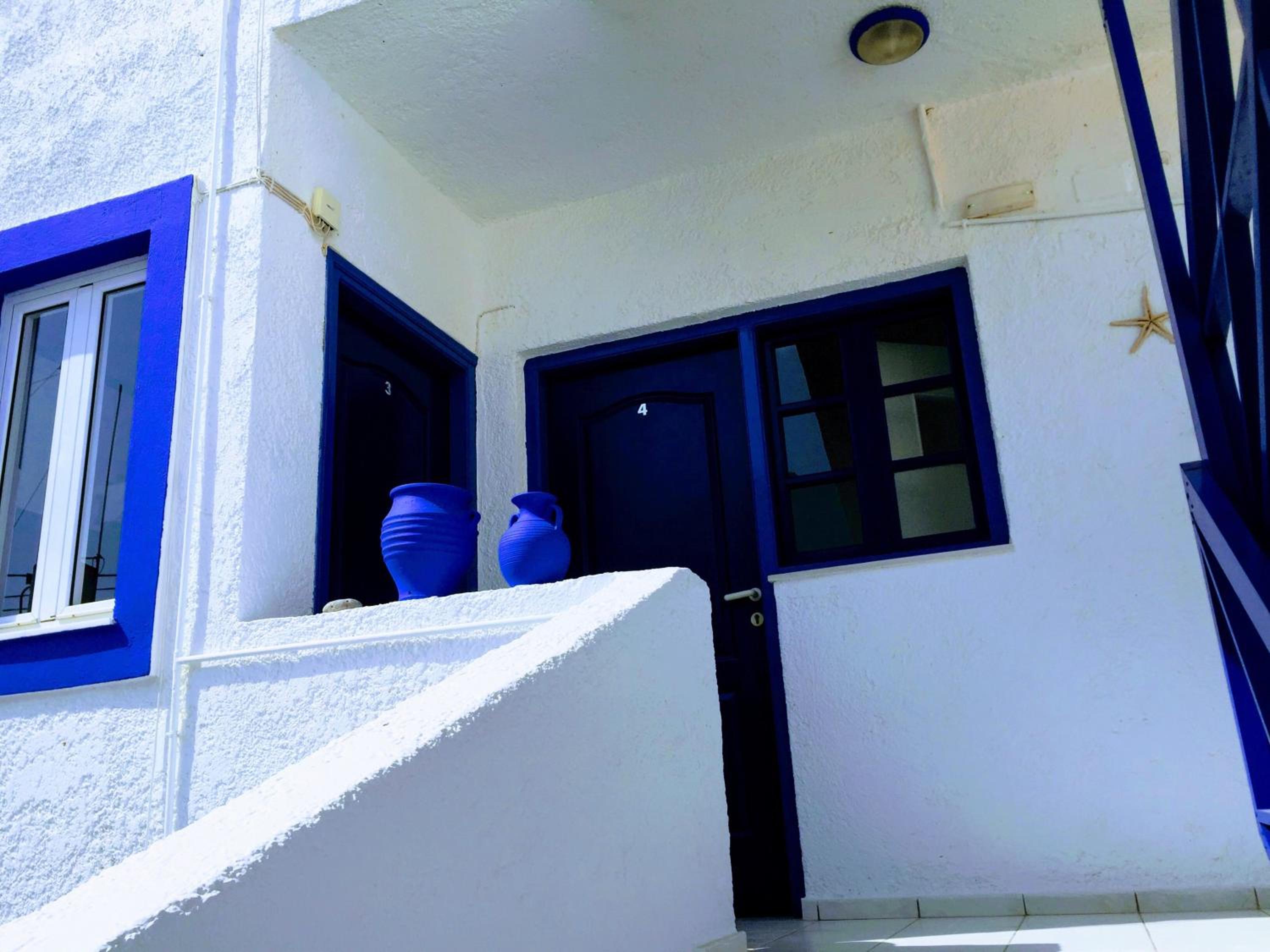 Psaras Apartments
