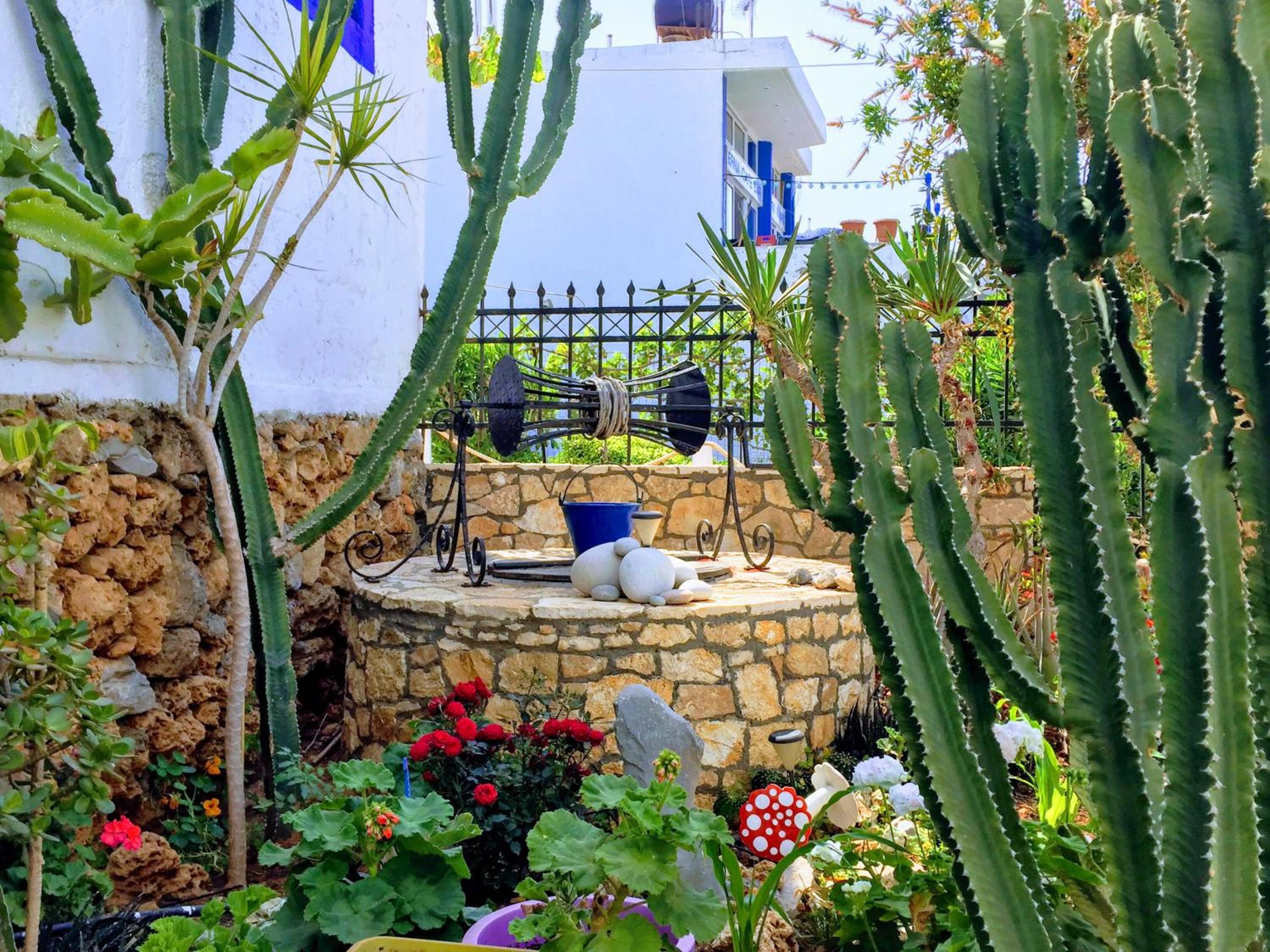 Psaras Apartments