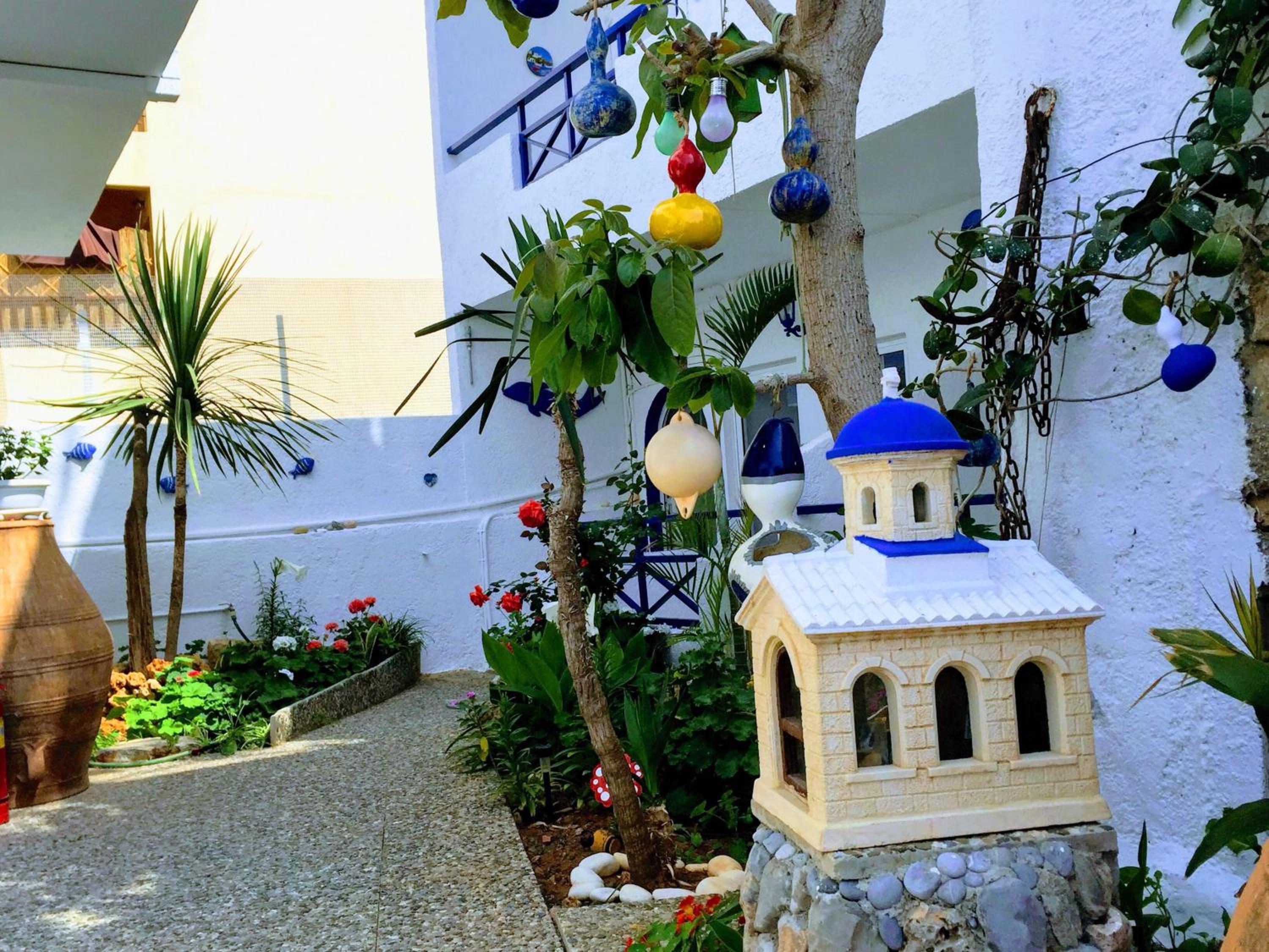 Psaras Apartments