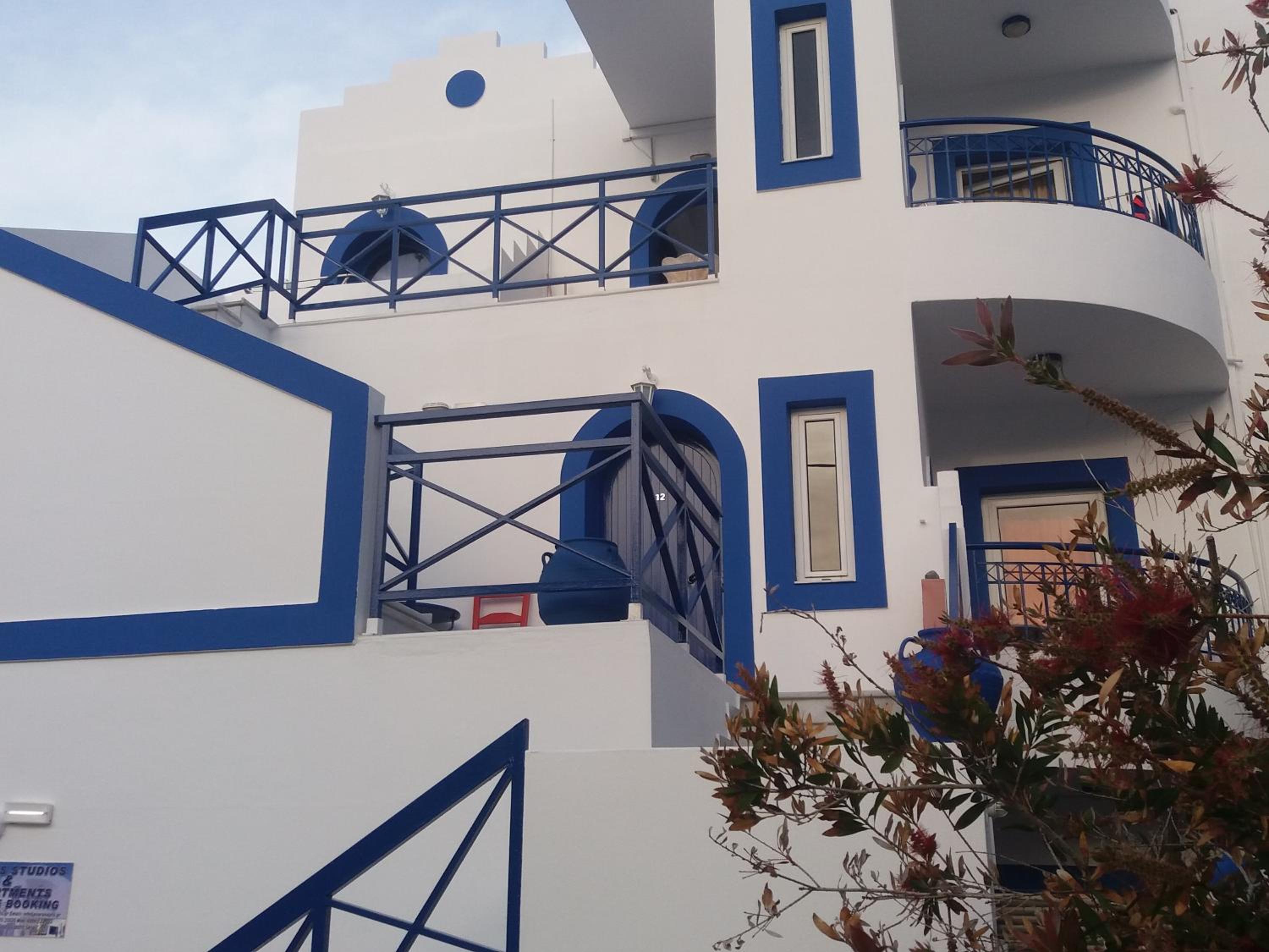 Psaras Apartments