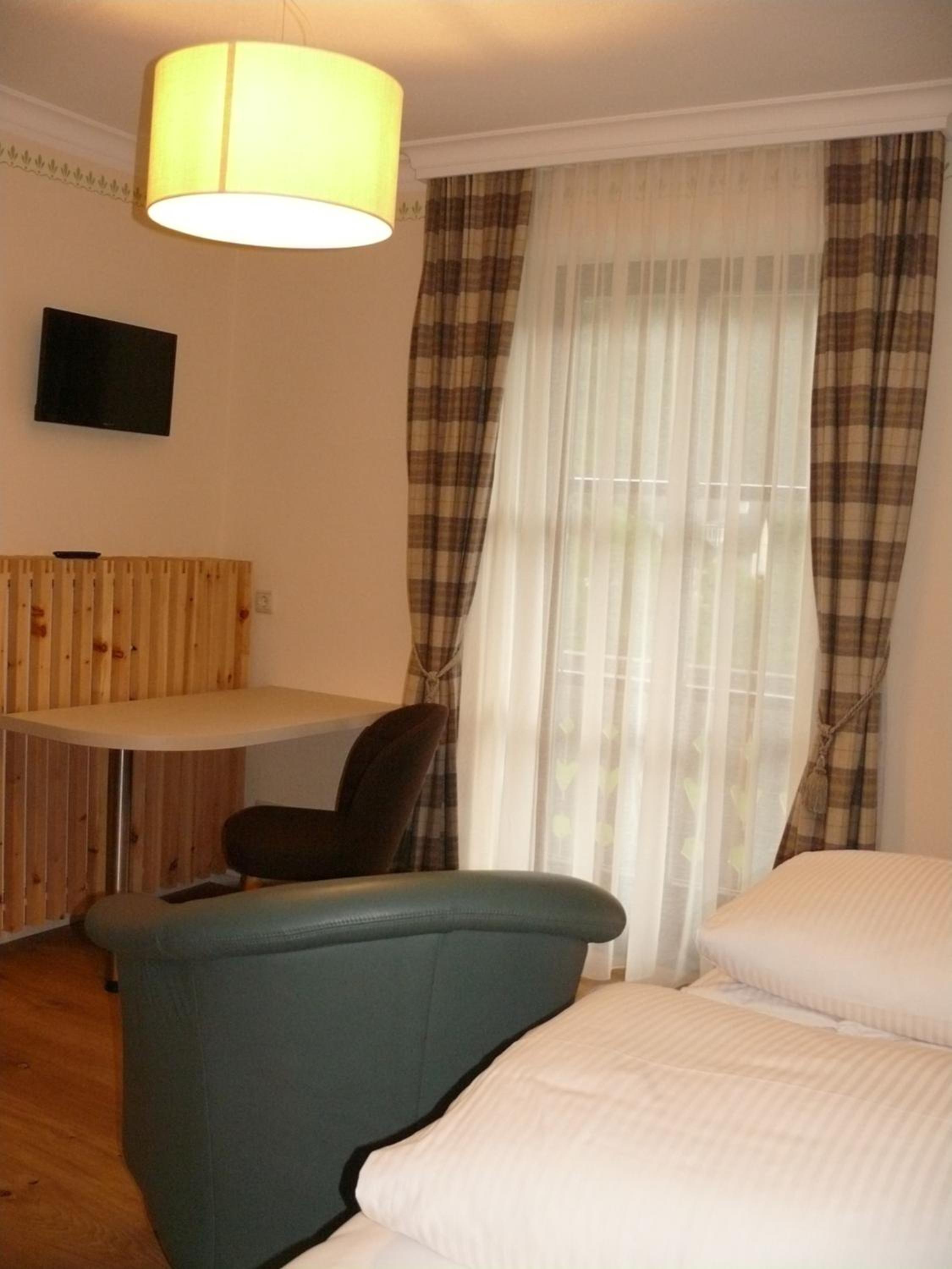 Gasthof-Pension zur Klause