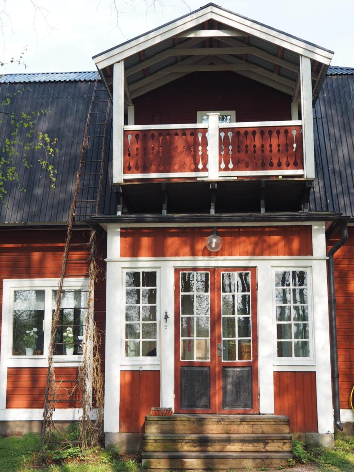 Orsastuguthyrning-Kyrkbyn view 2
