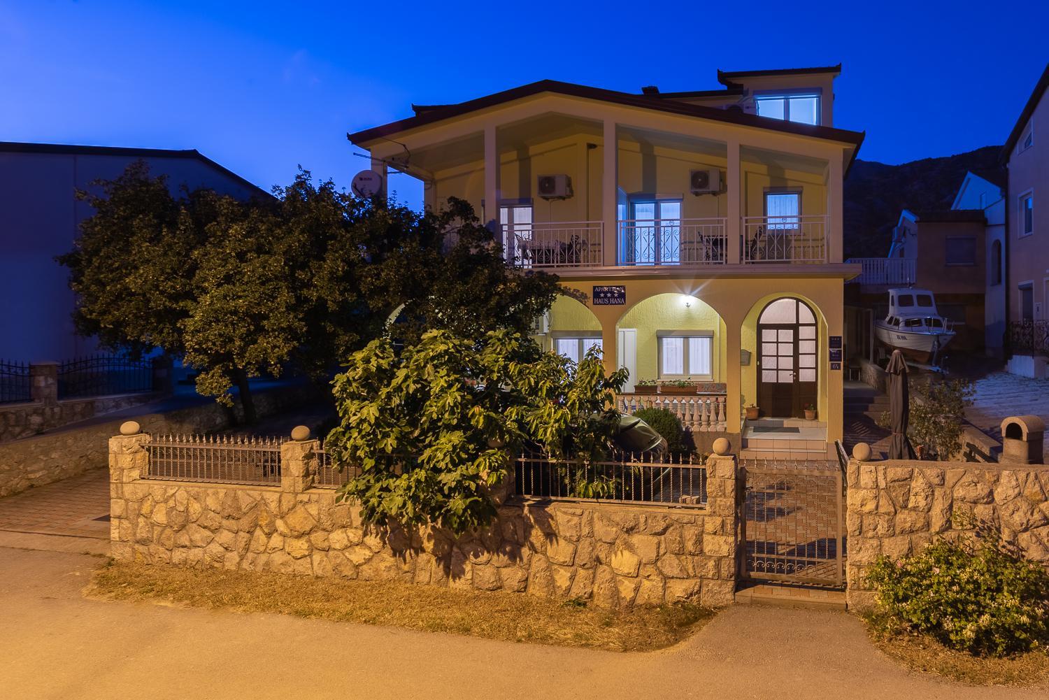 Apartmenthaus Hana