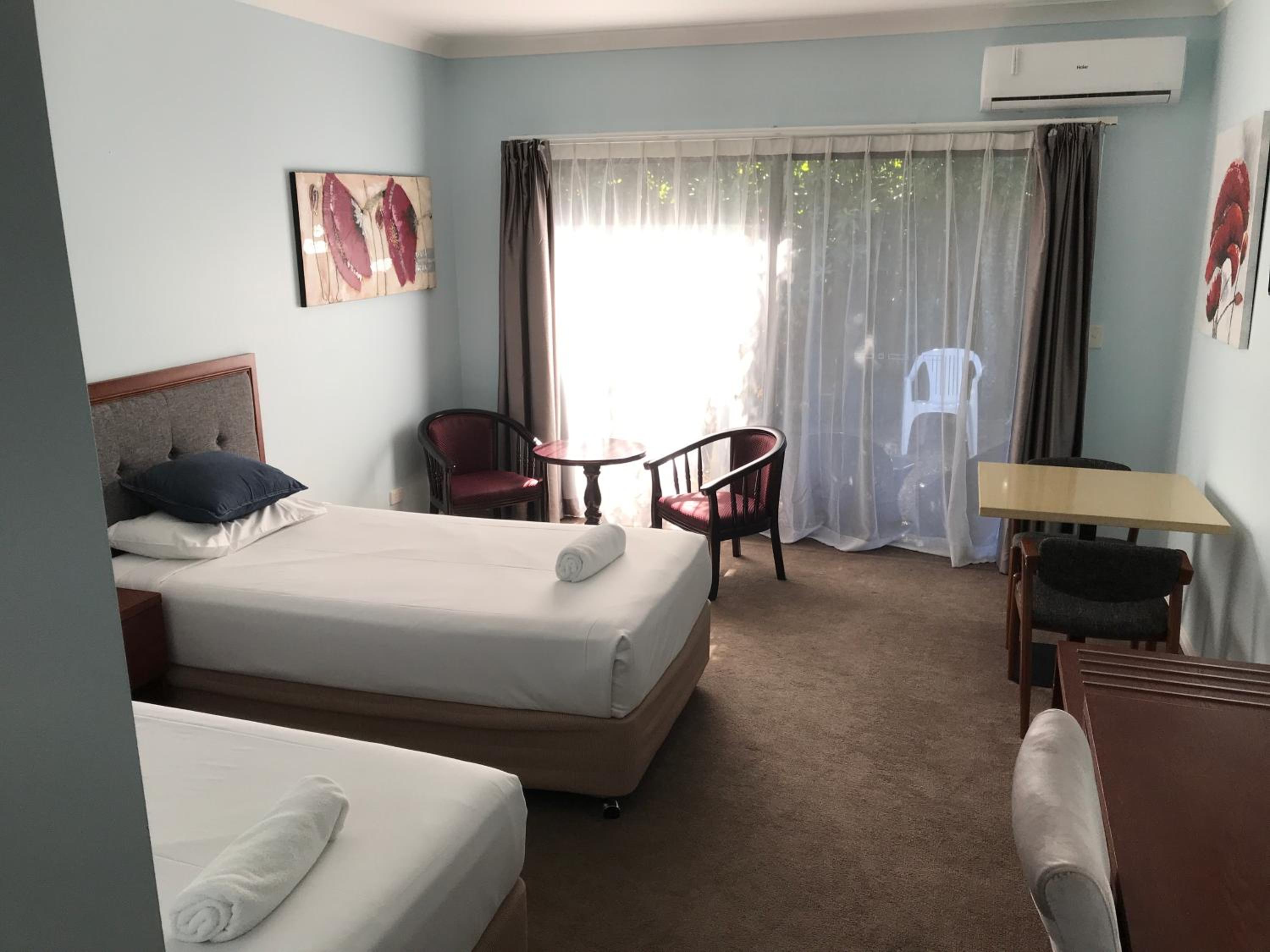 Springwood Motor Inn