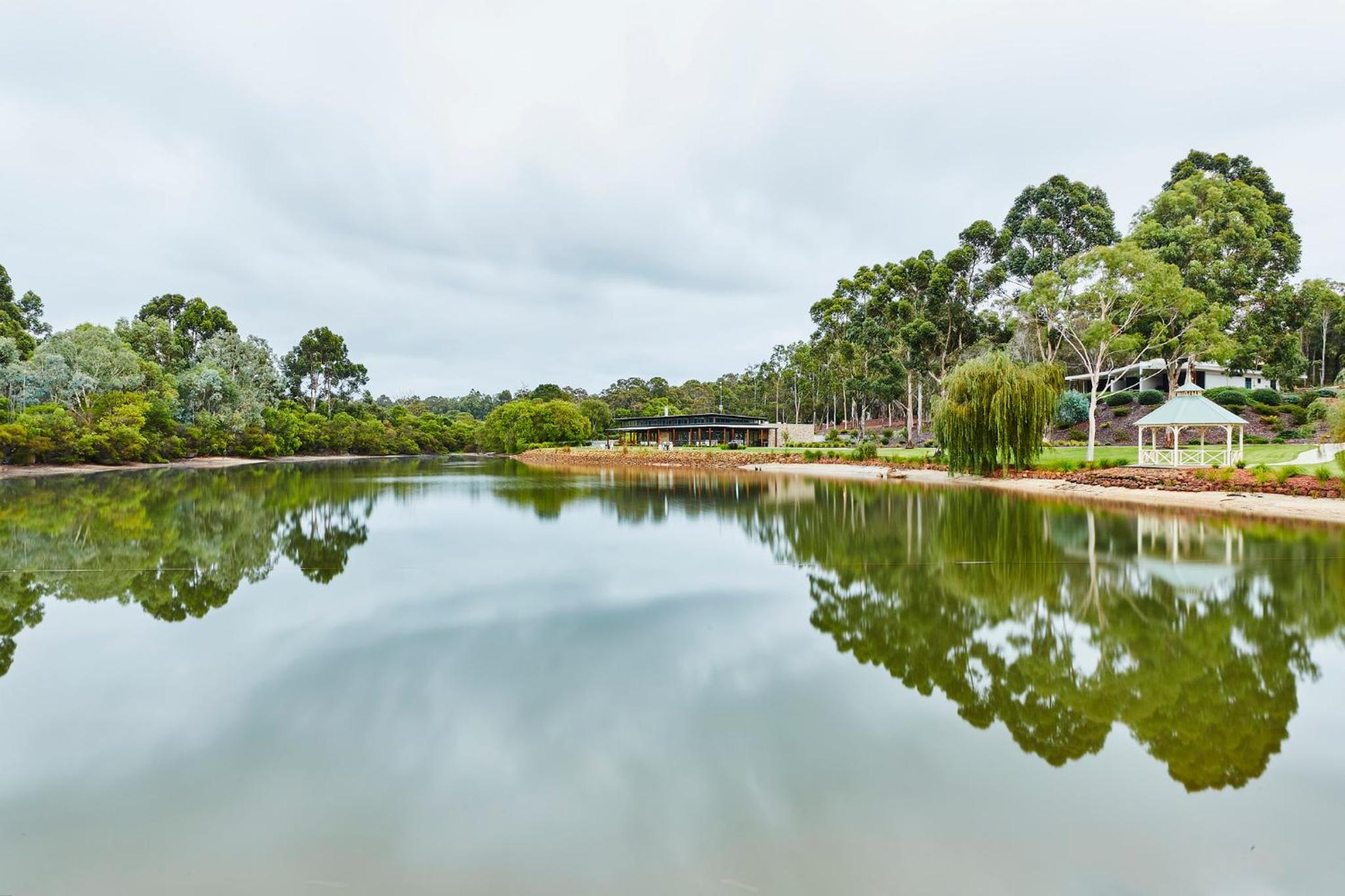 Eight Willows Retreat